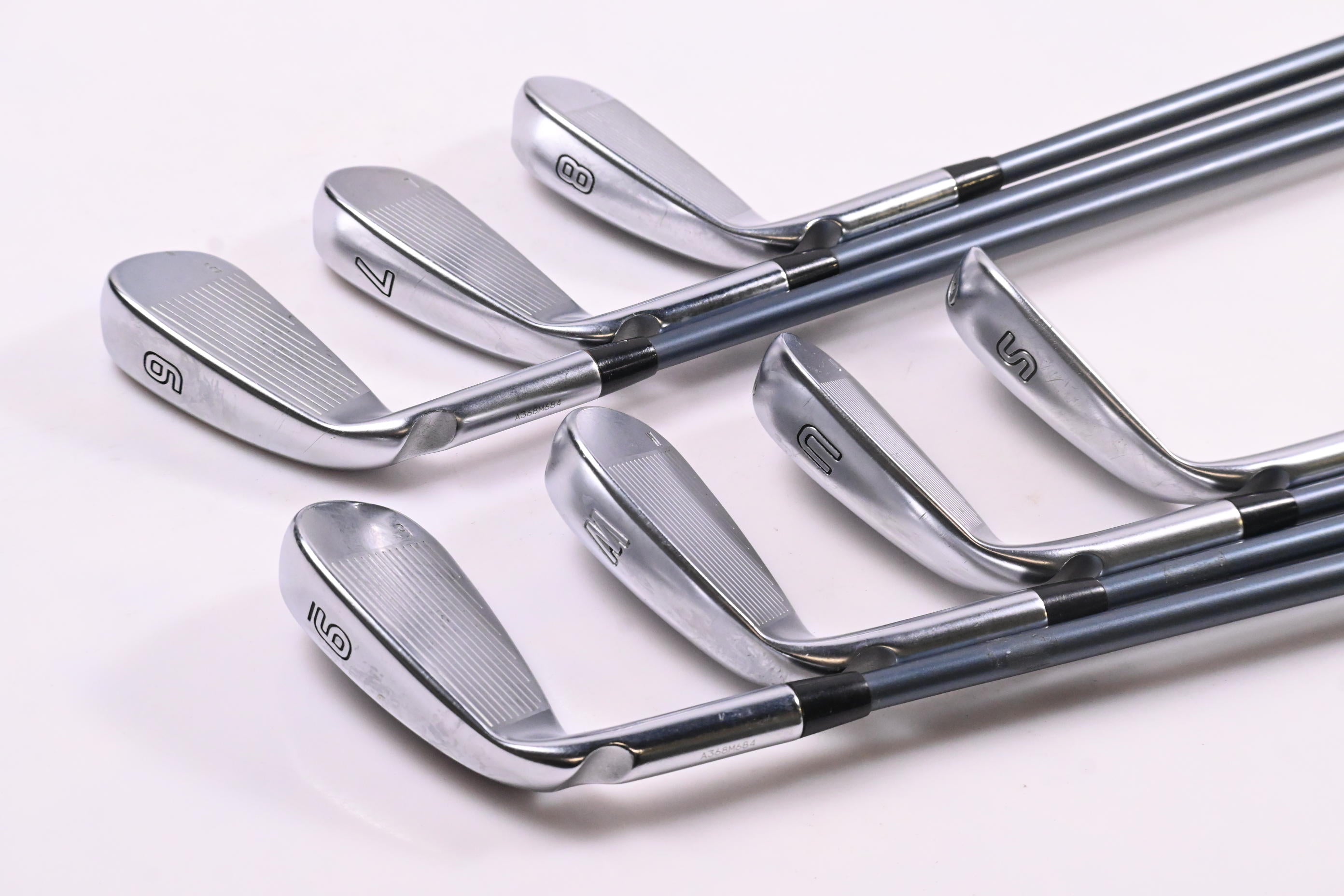 Ping G425 Irons / 6-PW+GW+SW / Blue Dot / Regular Flex Ping Alta CB Slate Shafts