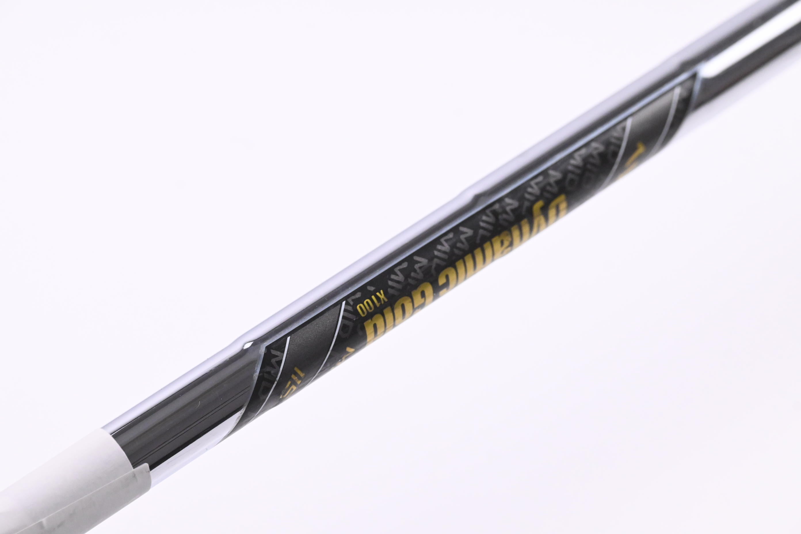 Srixon ZXi7 Pitching Wedge / 46 Degree / X-Flex Dynamic Gold Mid 115 X100 Shaft