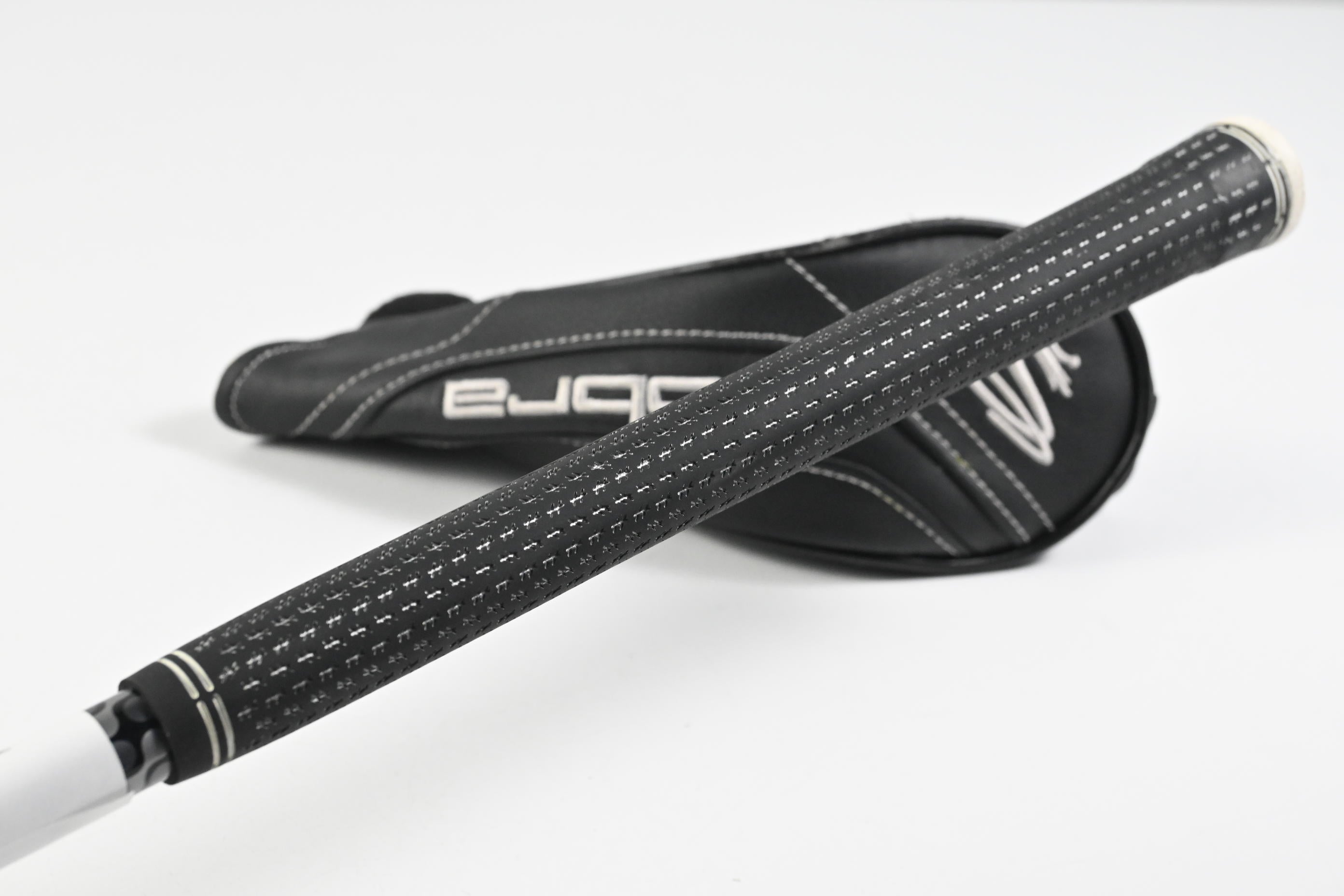 Cobra King F9 #4 Hybrid / 21 Degree / Regular Flex Fujikura Atmos Black 7 Shaft