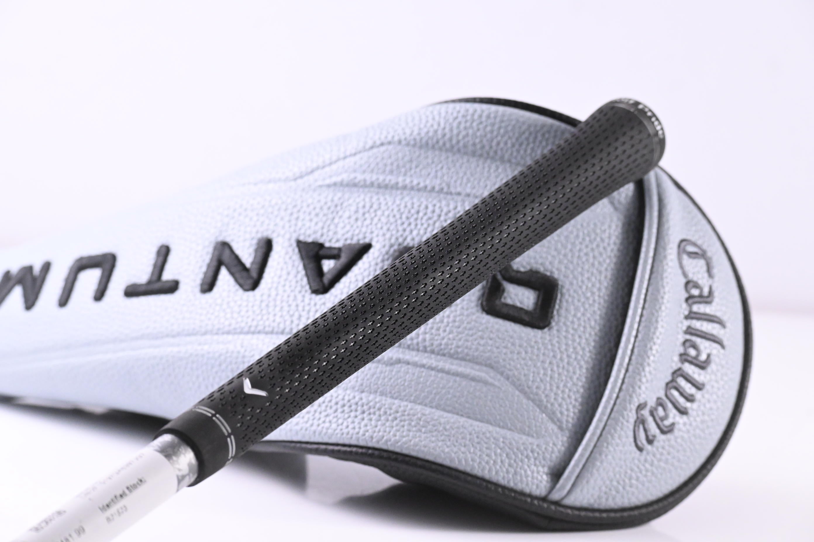 Callaway Quantum Max Driver / 9 Degree / Stiff Flex Denali Frost Silver 60