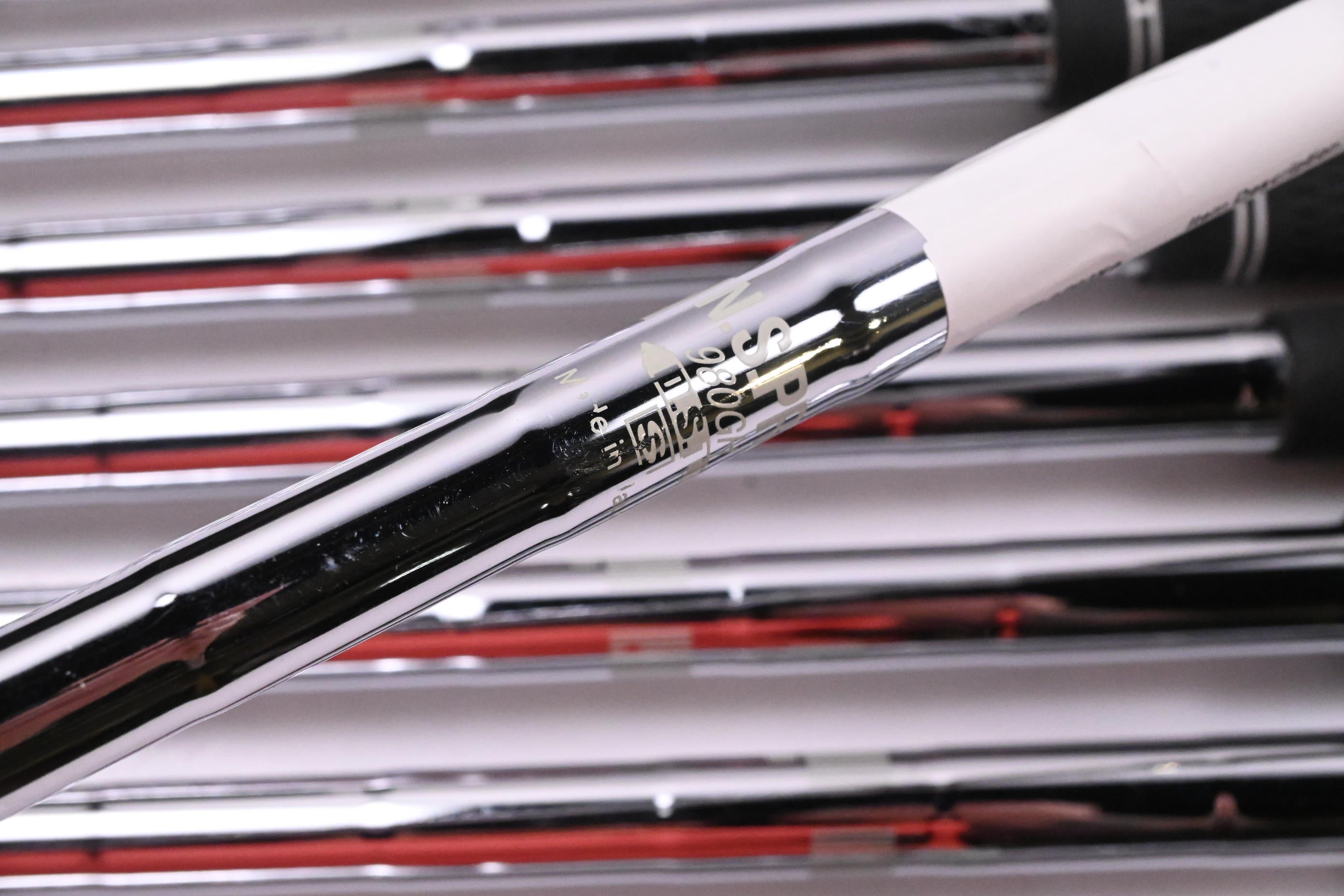 Srixon Z-765 Irons / 4-PW+AW / Stiff Flex N.S.PRO 980 GH DST Shafts
