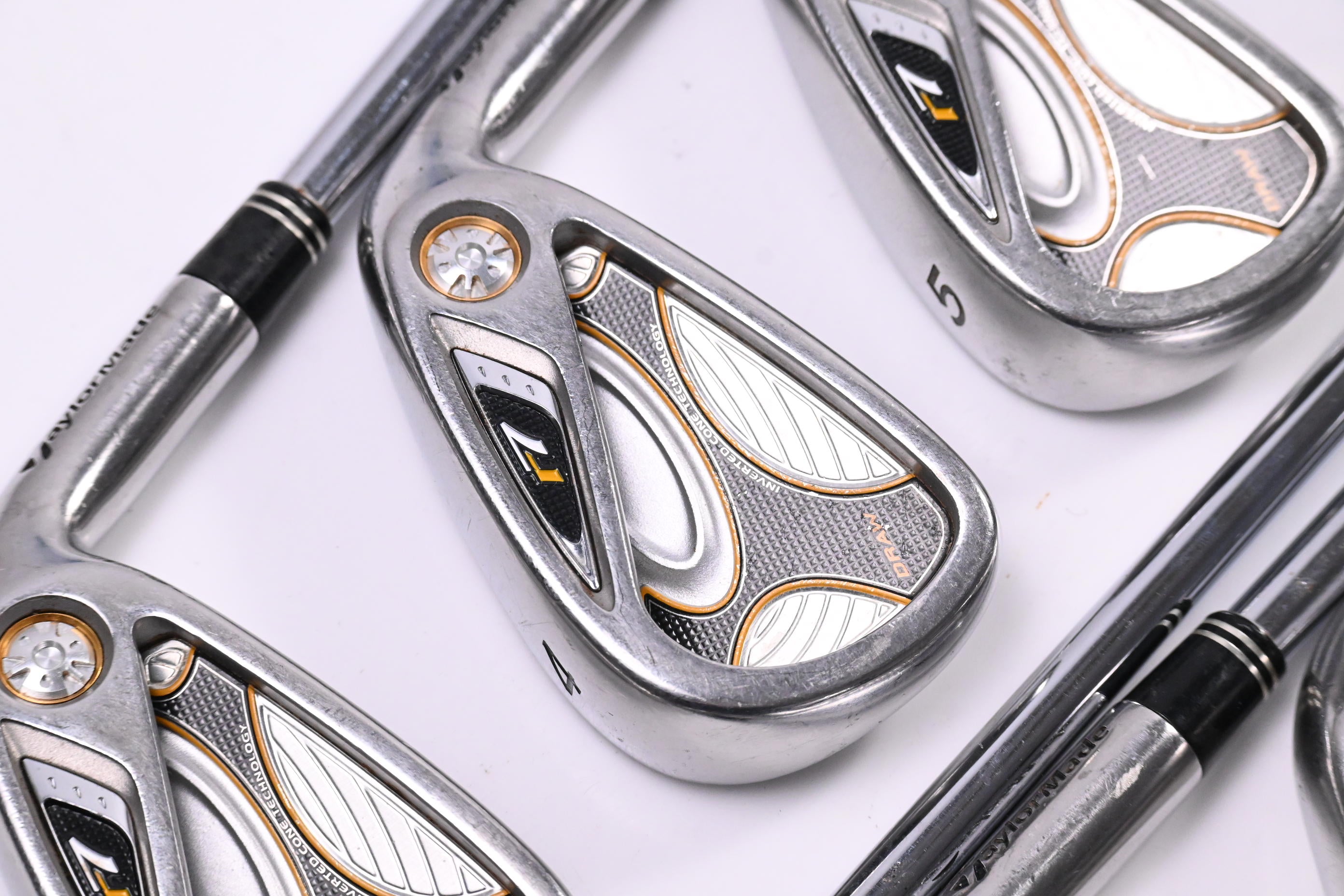 Taylormade R7 Draw Irons / 3-PW+SW / Regular Flex Taylormade T-Step 90 Shafts