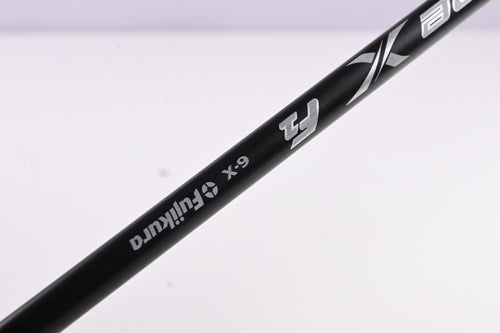 Left Hand Taylormade M4 Driver / 10.5 Degree / X-Flex Fujikura Motore X F1 6