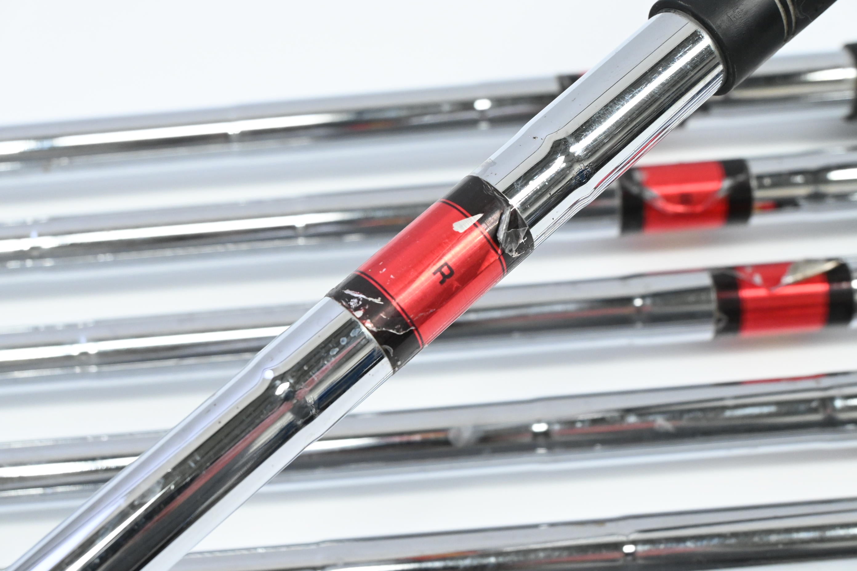 Nike VR-S Irons / 4-9 / Regular Flex Dynalite 90 Shafts