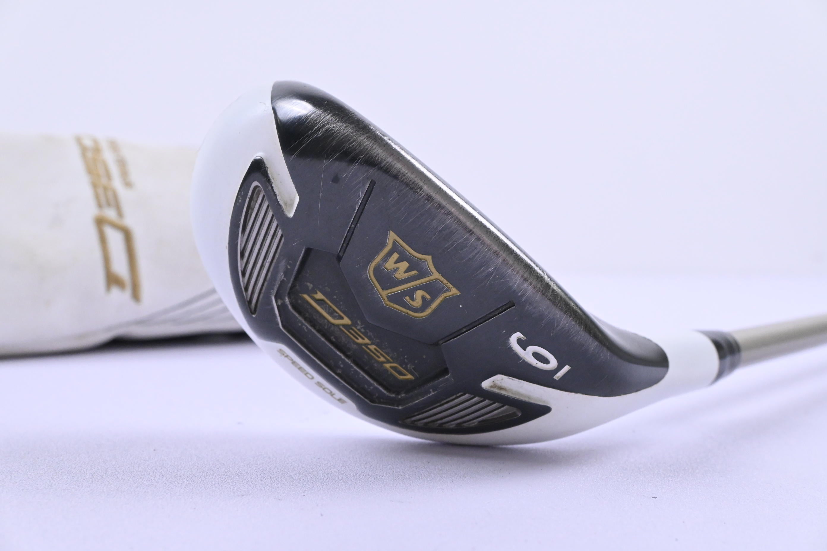 Ladies Wilson D350 #6 Hybrid / 28 Degree / Ladies Flex UST Elements Chrome 49