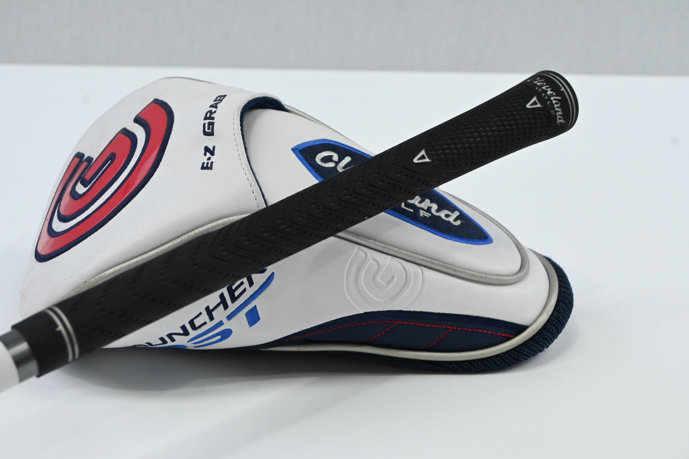 Cleveland Launcher DST Driver / 10.5 Degree / Regular Flex Diamana 44 Shaft