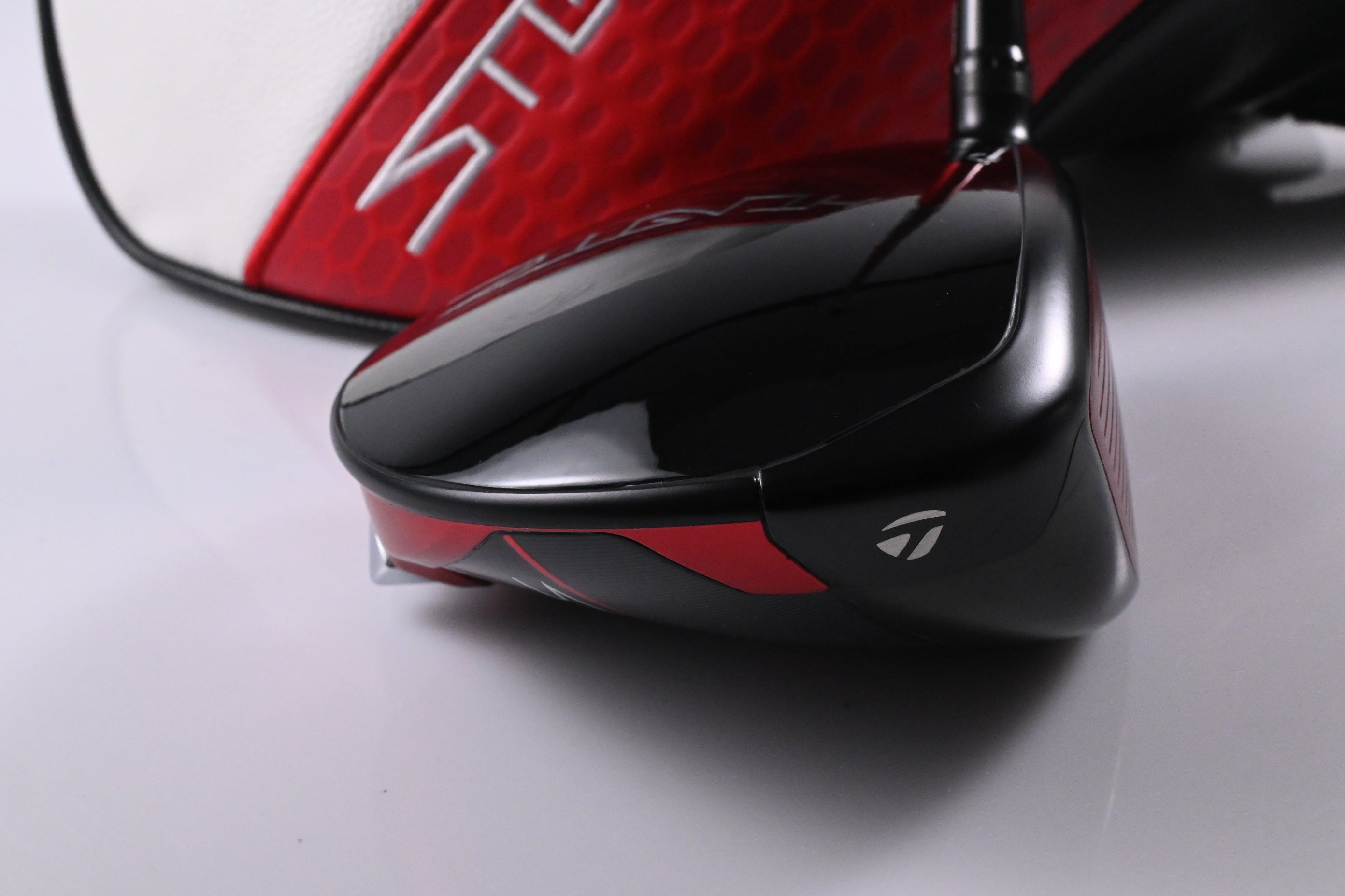 Taylormade Stealth 2 Plus Driver / 10.5 Degree / Regular Flex Speeder NX Red 50