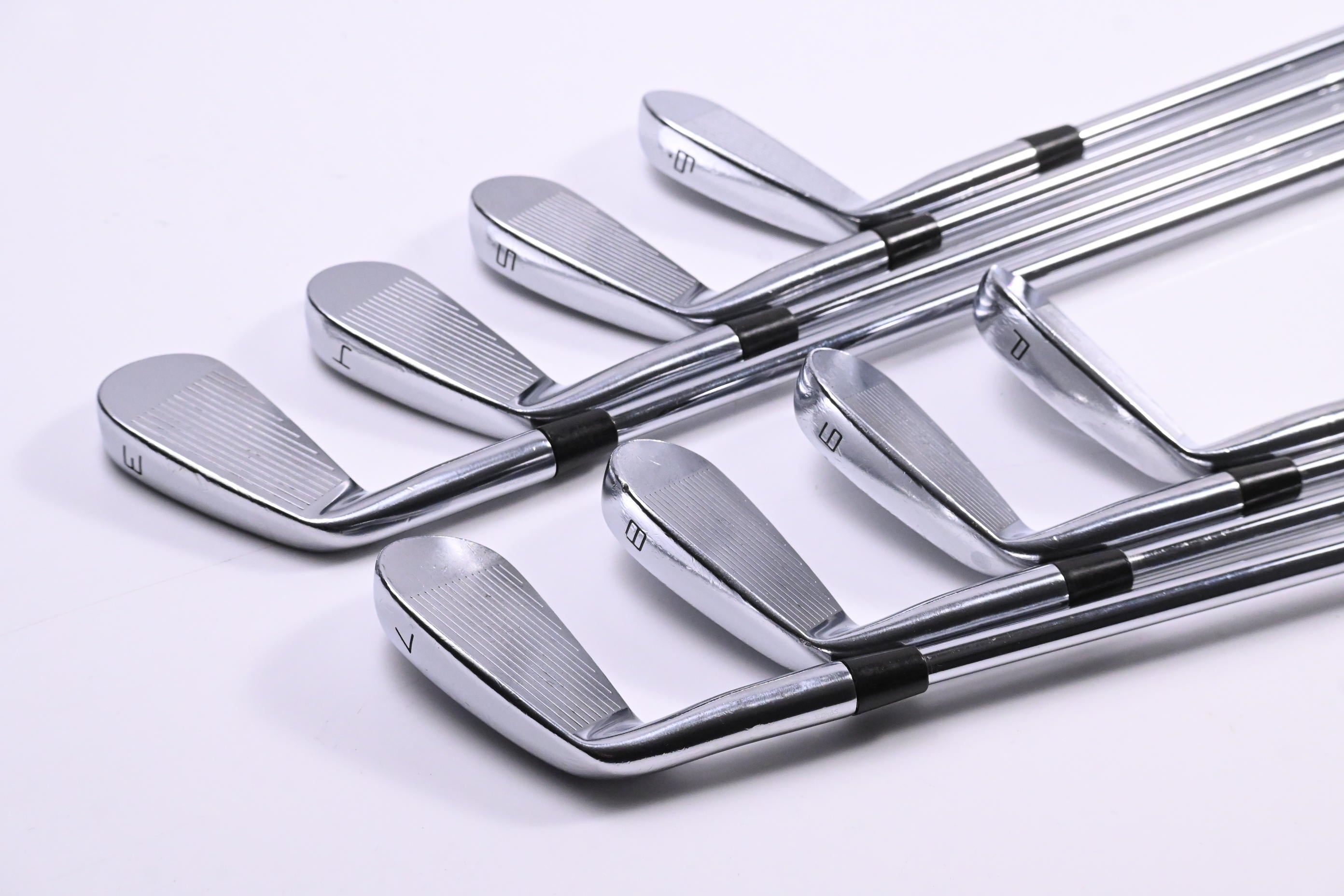Taylormade P730 Irons / 3-PW / X-Flex Taylormade Steel Shafts