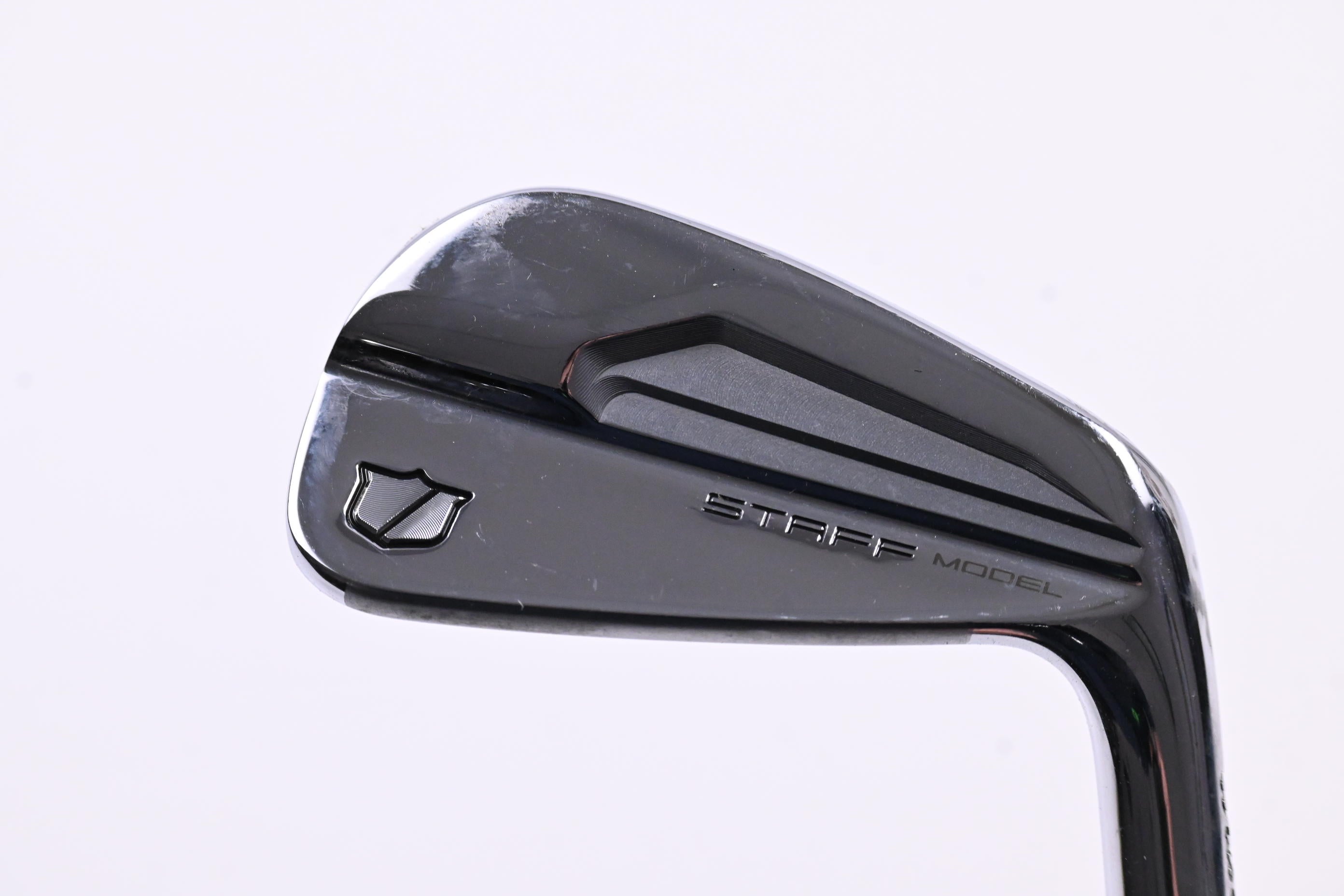 Wilson Staff Model Blade 2024 #7 Iron / Stiff Flex Dynamic Gold MID 115 S300