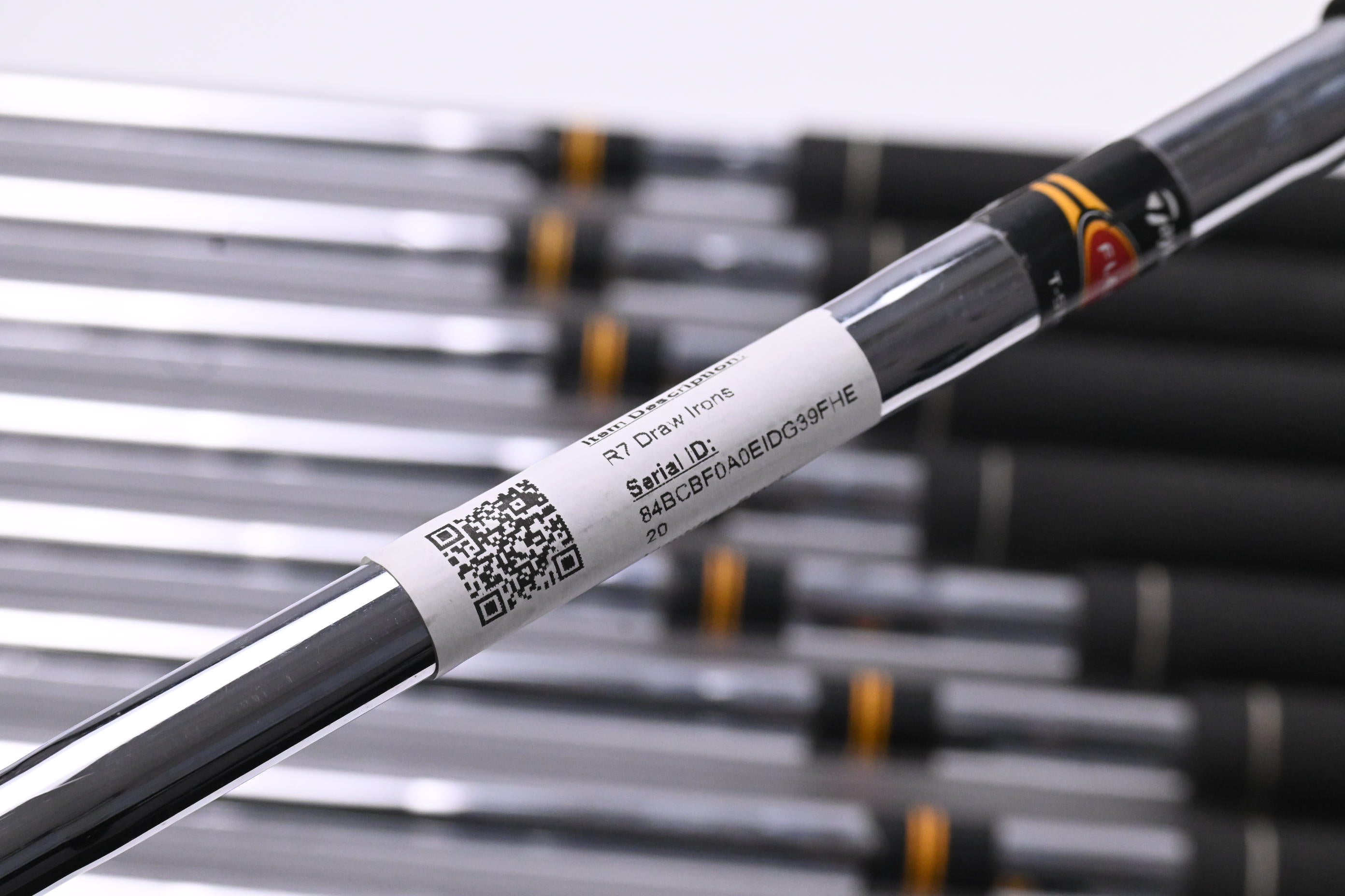 Taylormade R7 Draw Irons / 3-PW+SW / Regular Flex Taylormade T-Step 90 Shafts