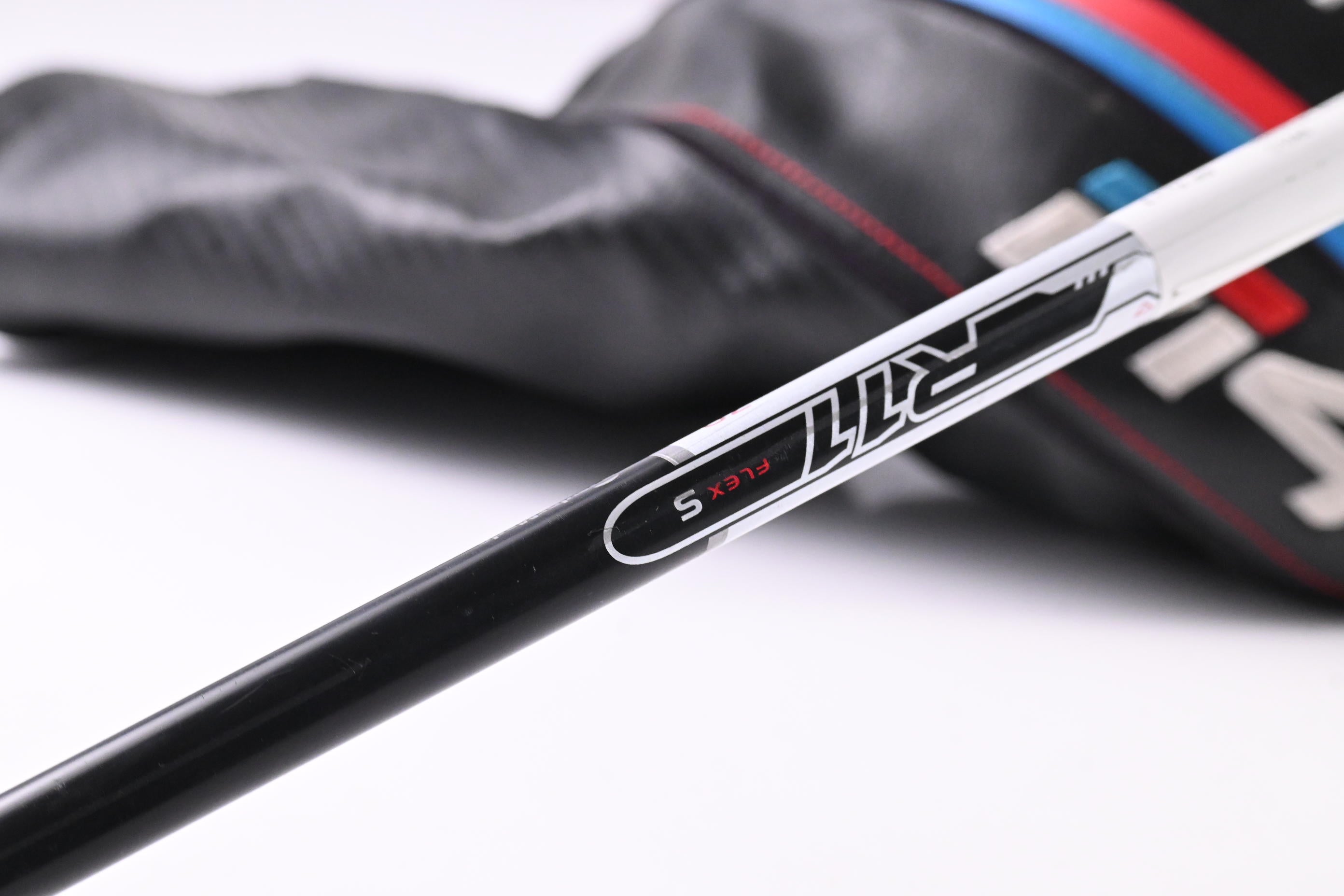 Taylormade M4 Driver / 10.5 Degree / Stiff Flex Blur 70 Shaft