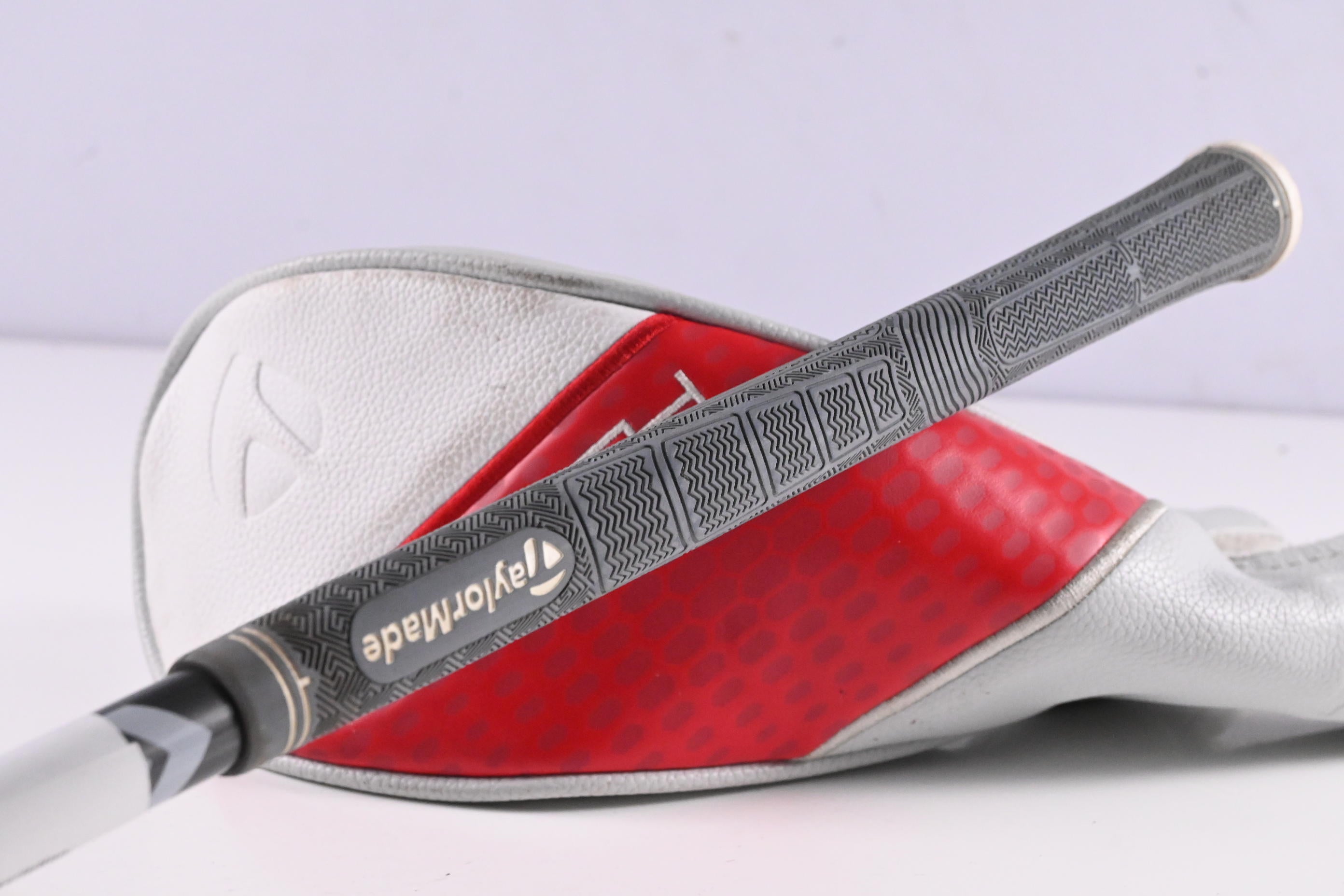 Ladies Taylormade Stealth 2 HD #5 Wood / 19 Degree / Ladies Flex Ascent UL 45