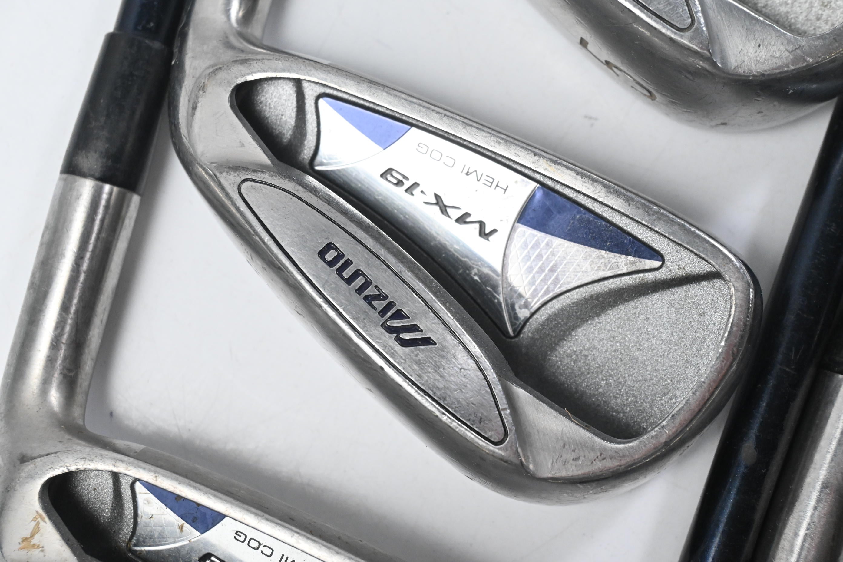 Mizuno MX-19 Irons / 3-9i / Regular Flex Exsar IS2 Shafts