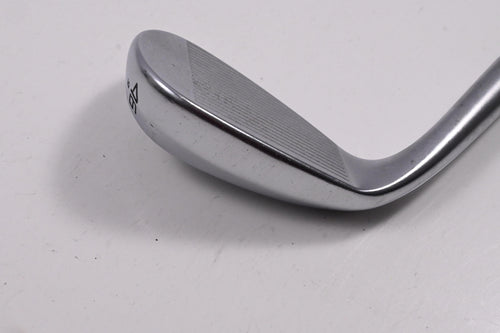 Cleveland CBX Zipcore Pitching Wedge / 46 Degree / Wedge Flex Dynamic Gold 115 Shaft