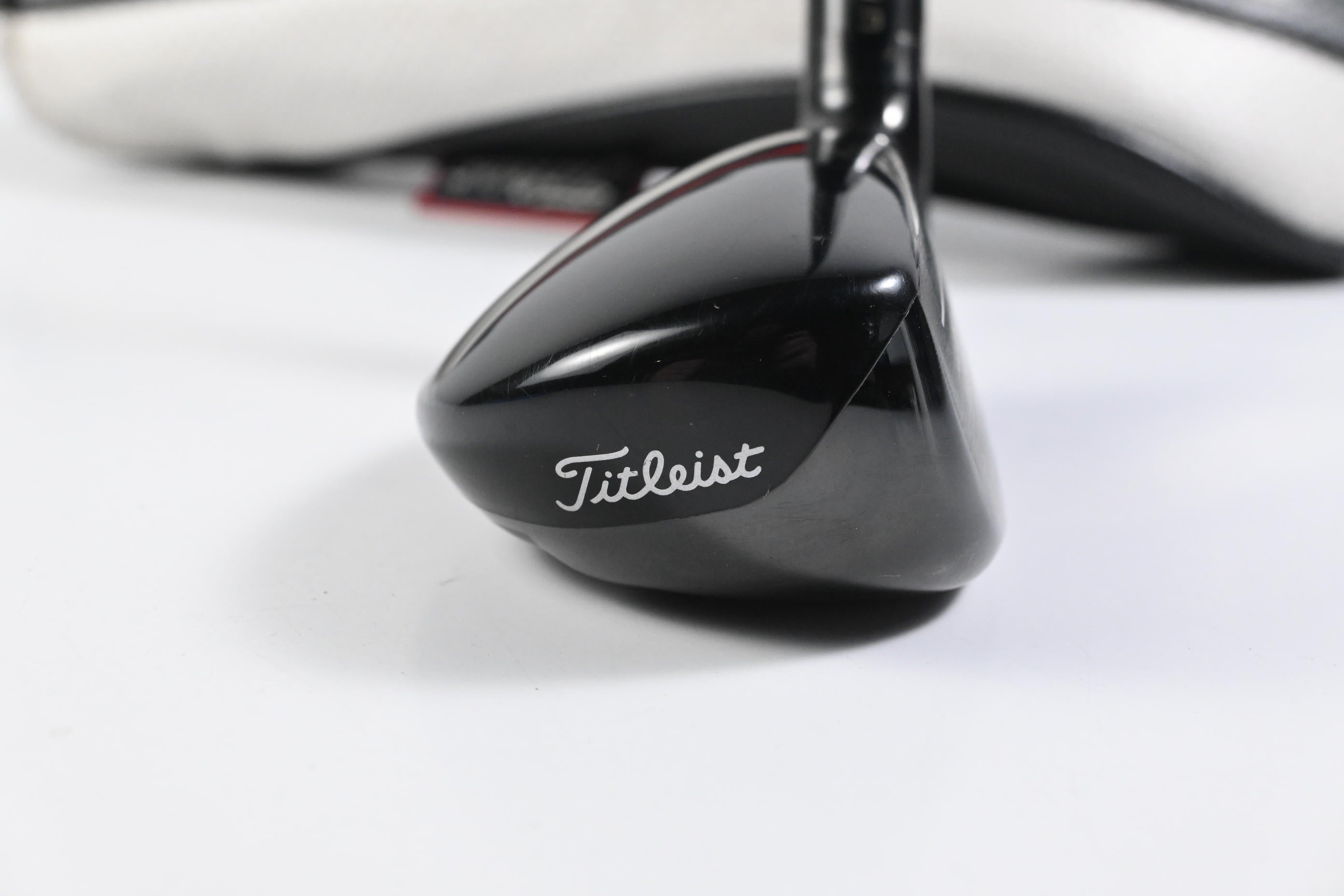 Titleist GT3 Hybrid / 19 Degree / Stiff Flex Tensei 1K Blue 65 Shaft