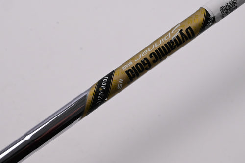Cleveland CBX Zipcore Pitching Wedge / 46 Degree / Wedge Flex Dynamic Gold 115 Shaft