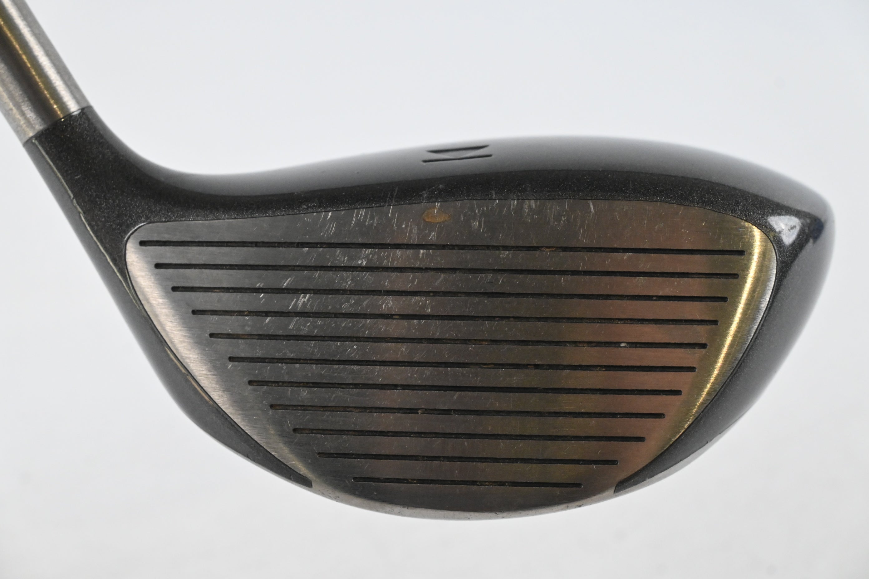 Left Hand Titleist 975 D Driver / 10.5 Degree / Regular Flex Titleist Ultralite Shaft