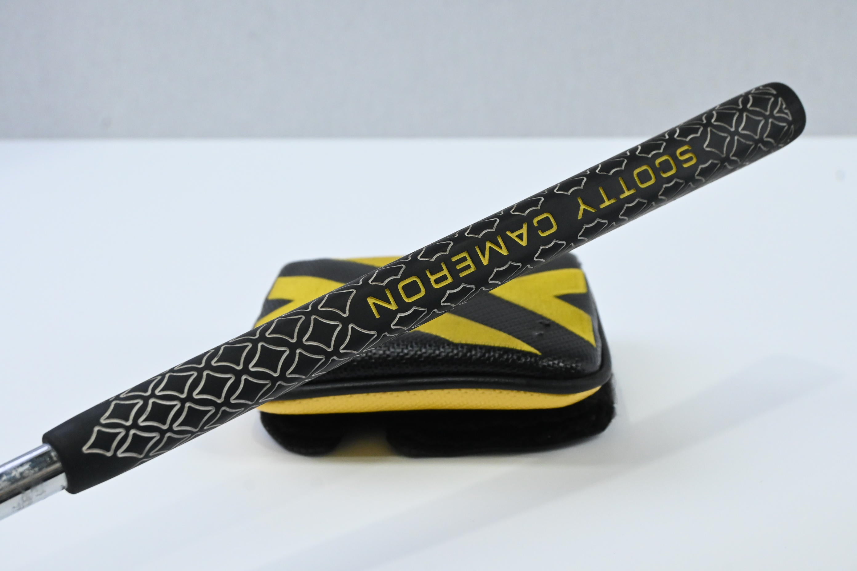 Left Hand Scotty Cameron Phantom X 12 2022 Putter / 34 Inch