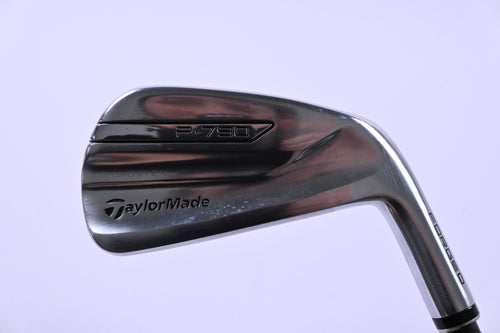 Taylormade P790 UDI 2017 #2 Iron / 17 Degree / X-Flex HZRDUS Black 85 Shaft