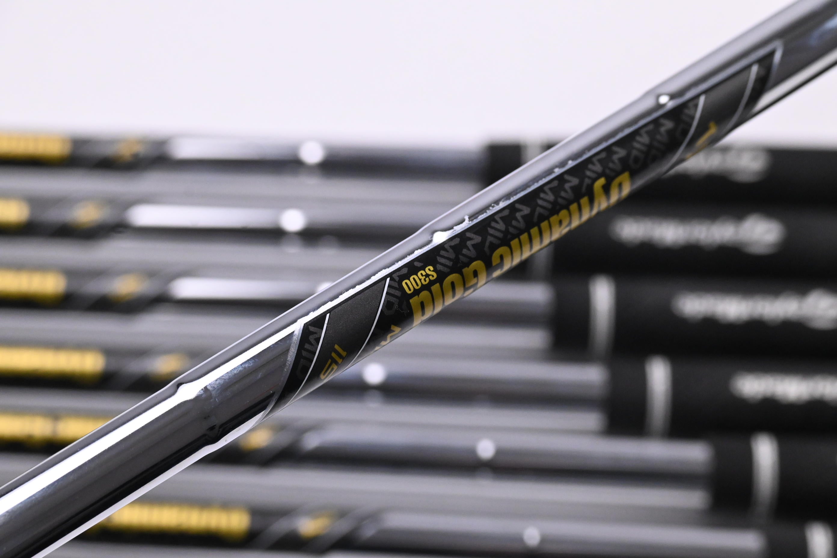 Taylormade P770 2024 Irons / 4-PW / Stiff Flex Dynamic Gold Mid 115 S300