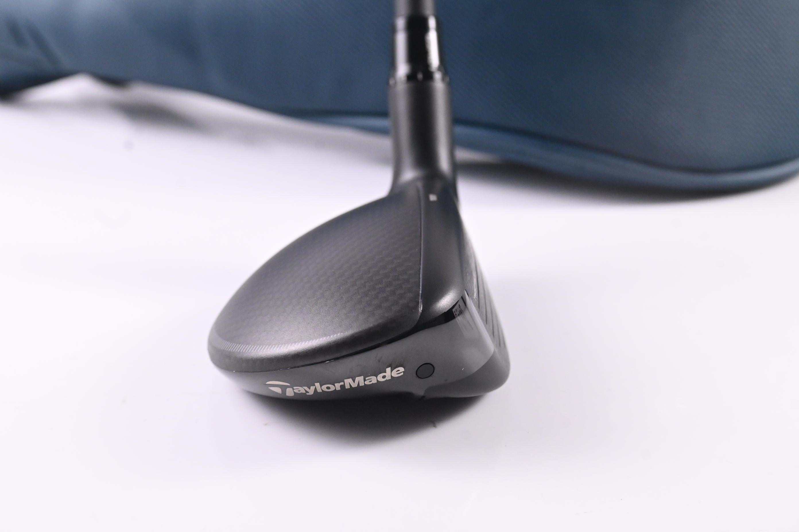 Taylormade Qi4D #3 Hybrid / 19 Degree / Regular Flex KBS Reax 65 Shaft