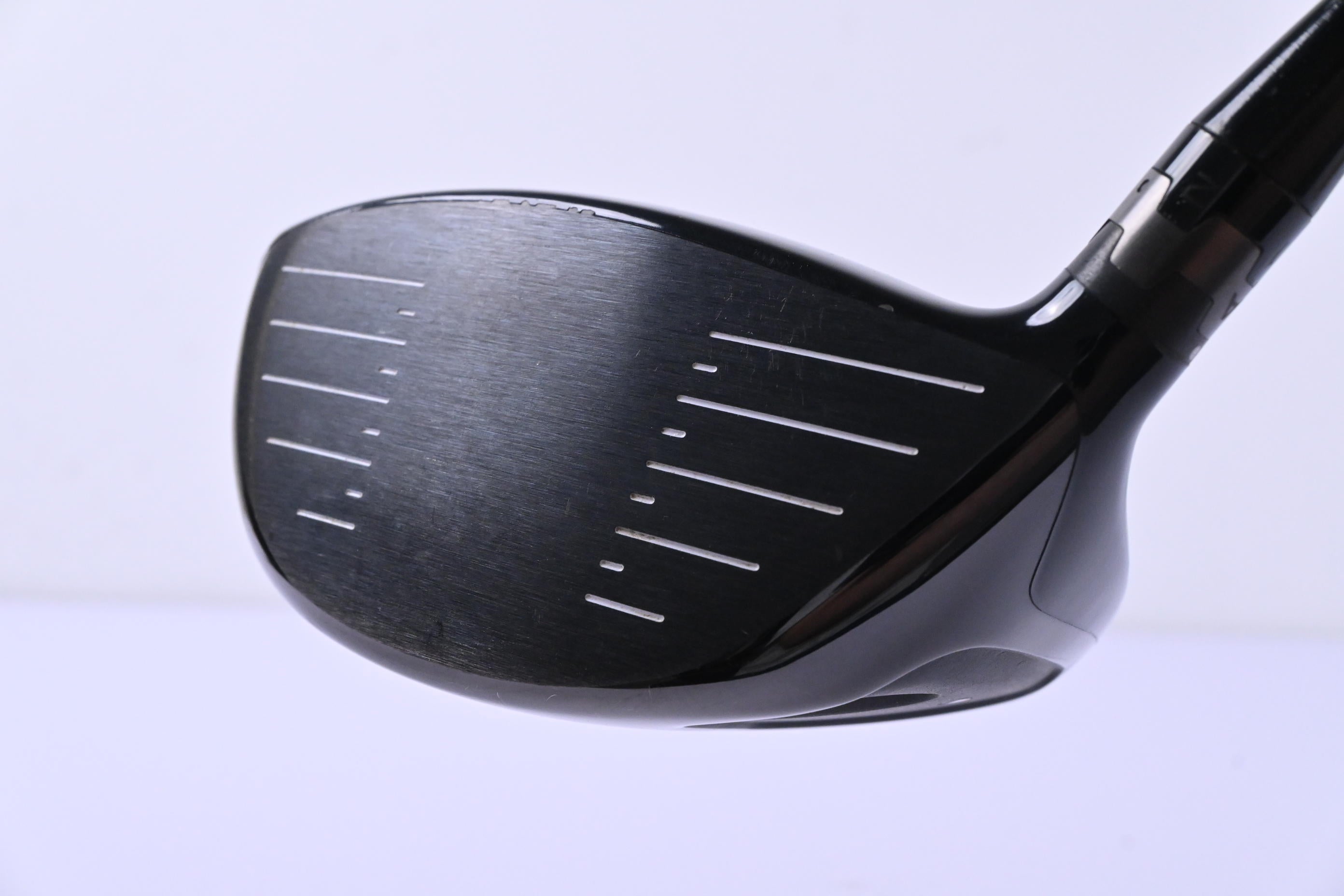 Titleist 910 D2 Driver / 9.5 Degree / Stiff Flex Diamana D+ 72 Shaft