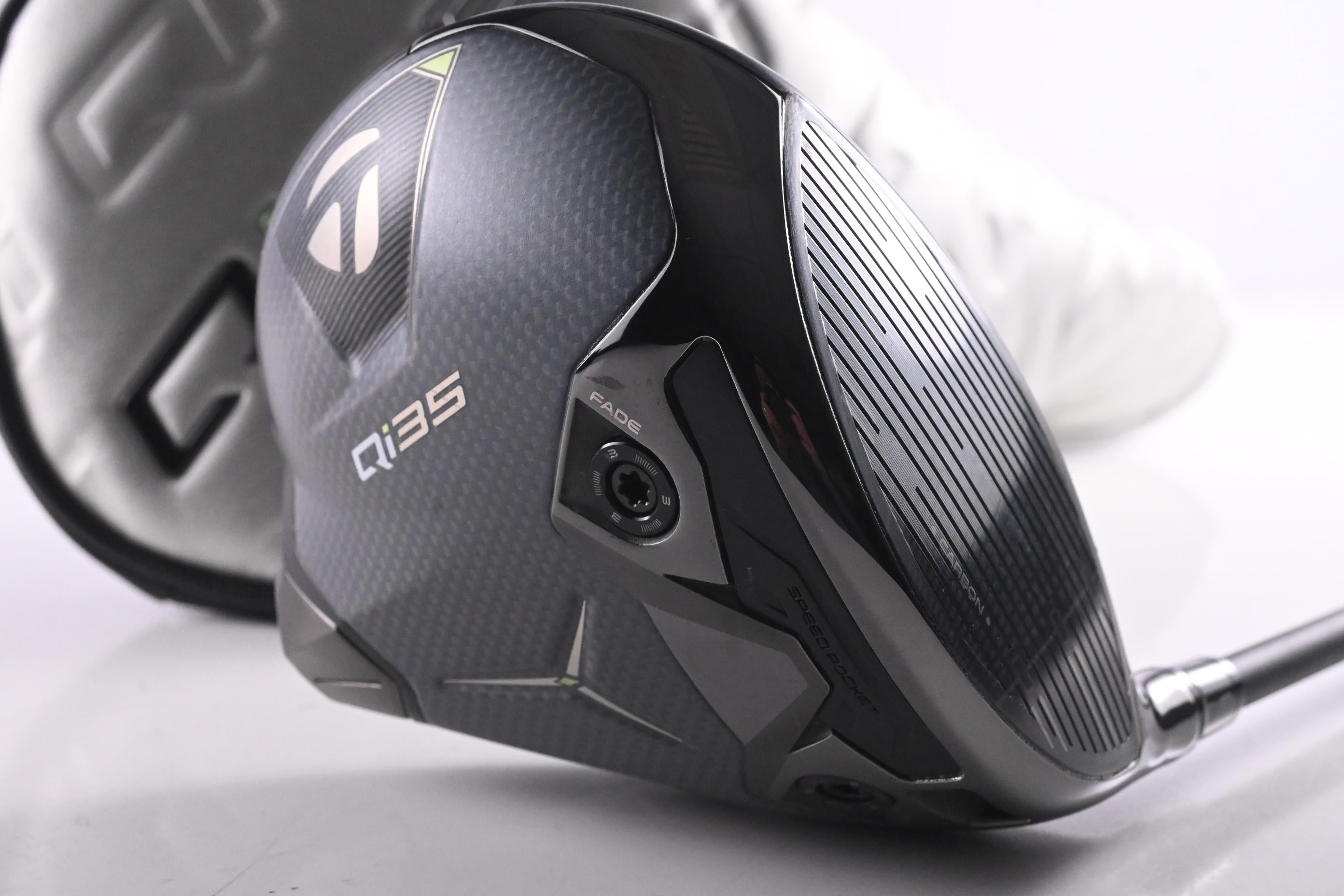 Taylormade Qi35 LS Driver / 9 Degree / Regular Flex Vanquish 5 Shaft