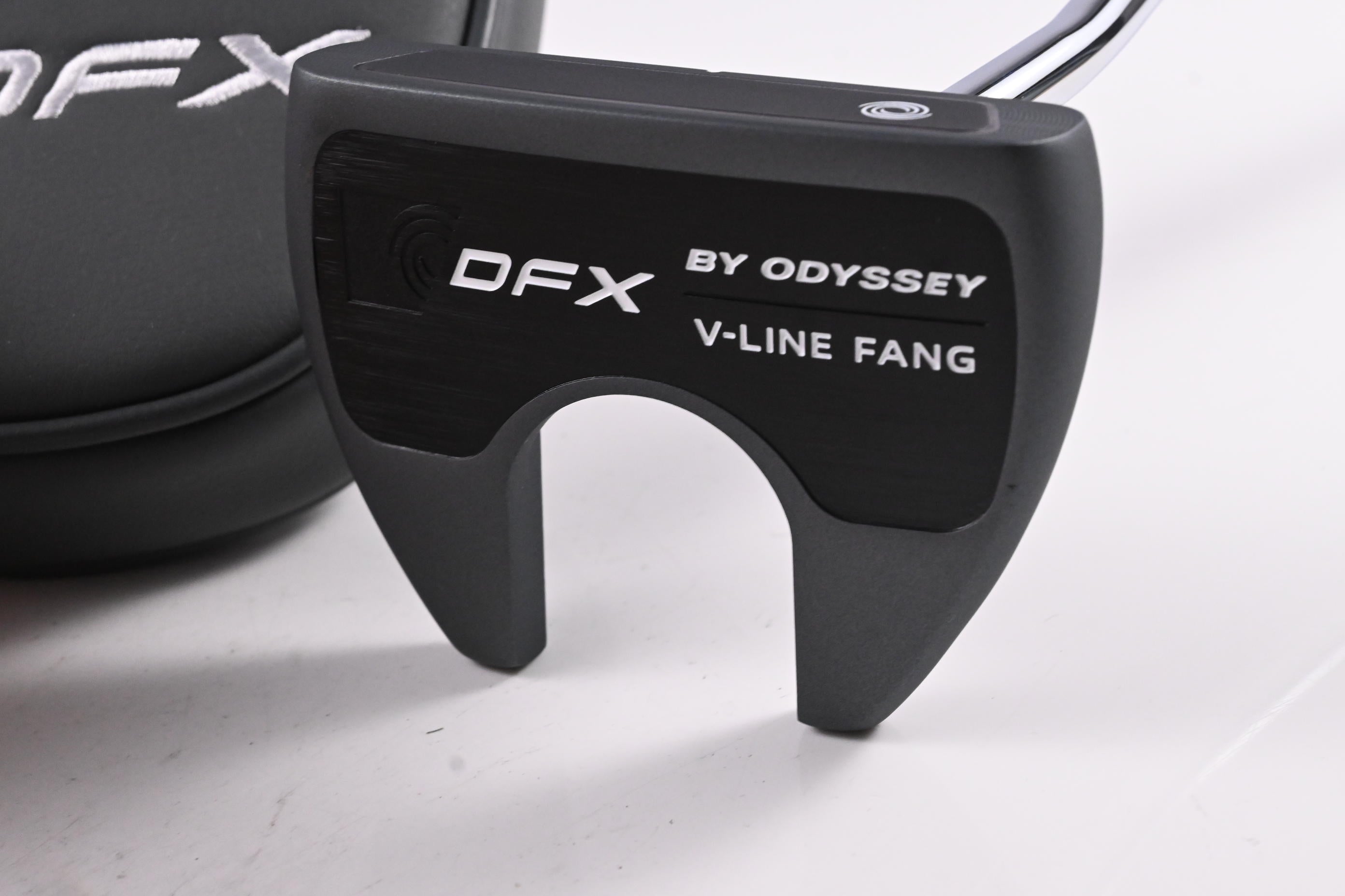 Odyssey DFX V-Line Fang 2025 Putter / 34 Inch