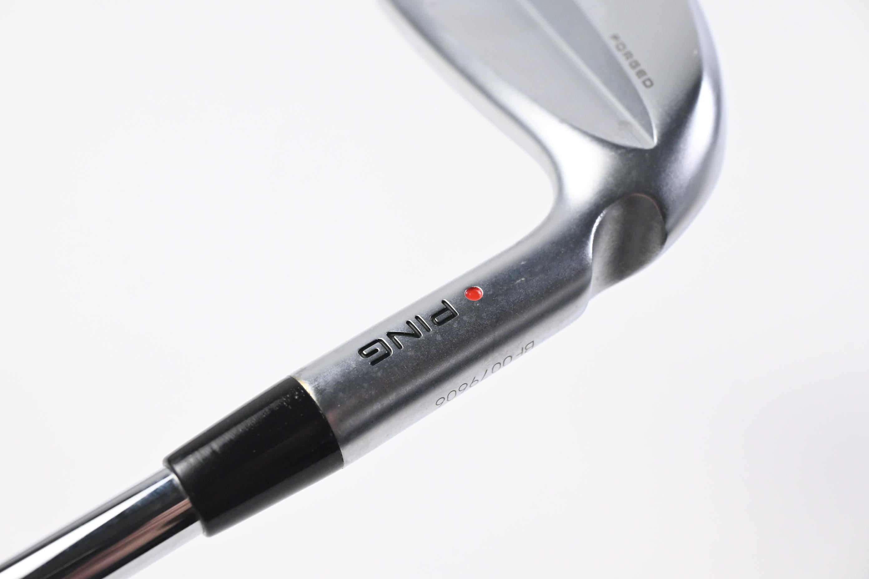 Ping i530 #4 Iron / 18 Degree / Orange Dot / Stiff Flex Dynamic Gold 115 S300