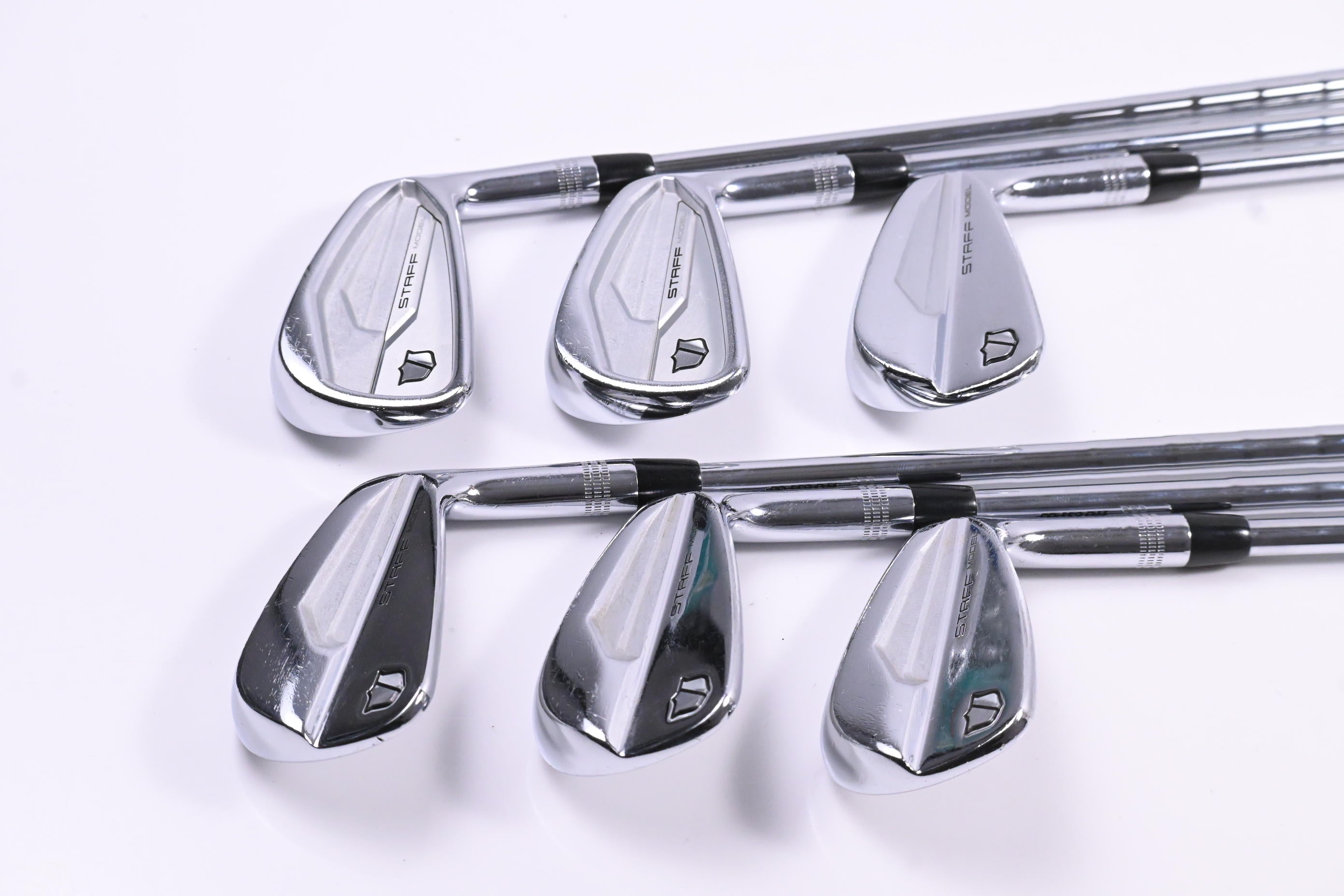 Wilson Staff Model CB/Blade 2024 Combo Irons / 4-9i / X-Flex N.S. Pro Modus 3
