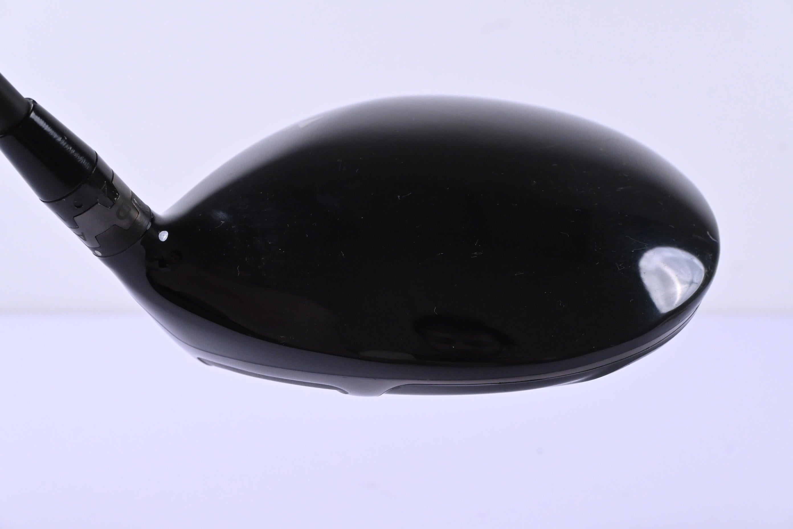 Titleist 910 D2 Driver / 9.5 Degree / Stiff Flex Diamana D+ 72 Shaft