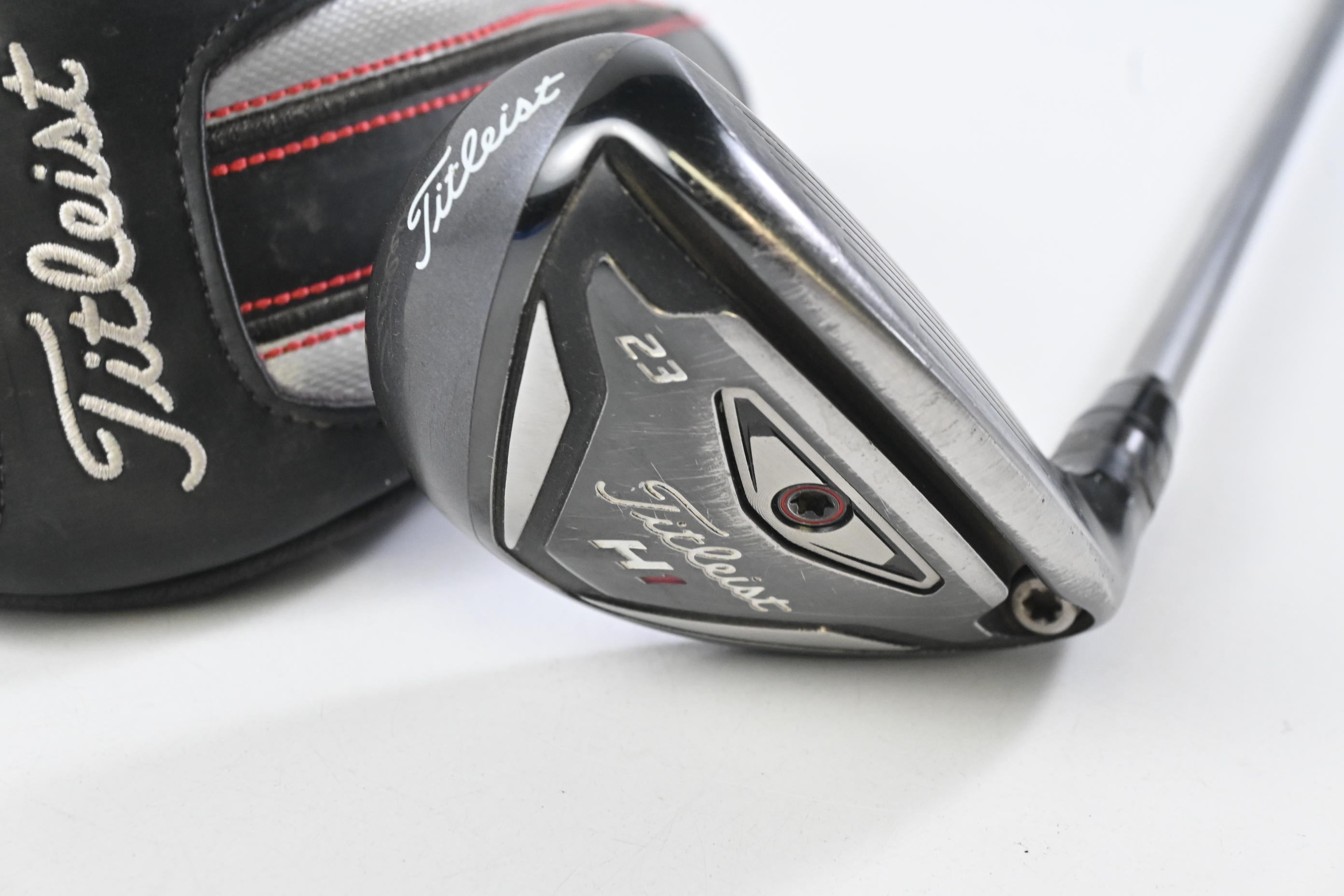 Titleist 816 H1 #4 Hybrid / 23 Degree / Regular Flex Diamana M+ Red 60 Shaft