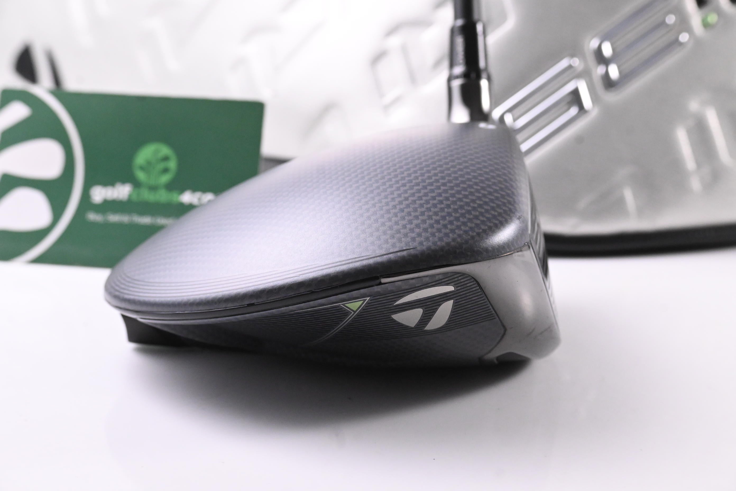 Taylormade Qi35 Driver / 10.5 Degree / Regular Flex Fujikura Ventus Blue '25 5