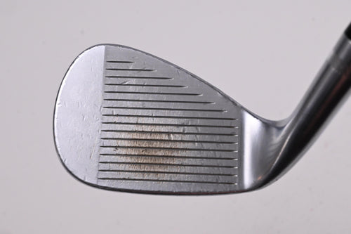 Titleist Vokey SM8 Pitching Wedge / 48 Degree / Regular Flex Dynamic Gold 105 Shaft