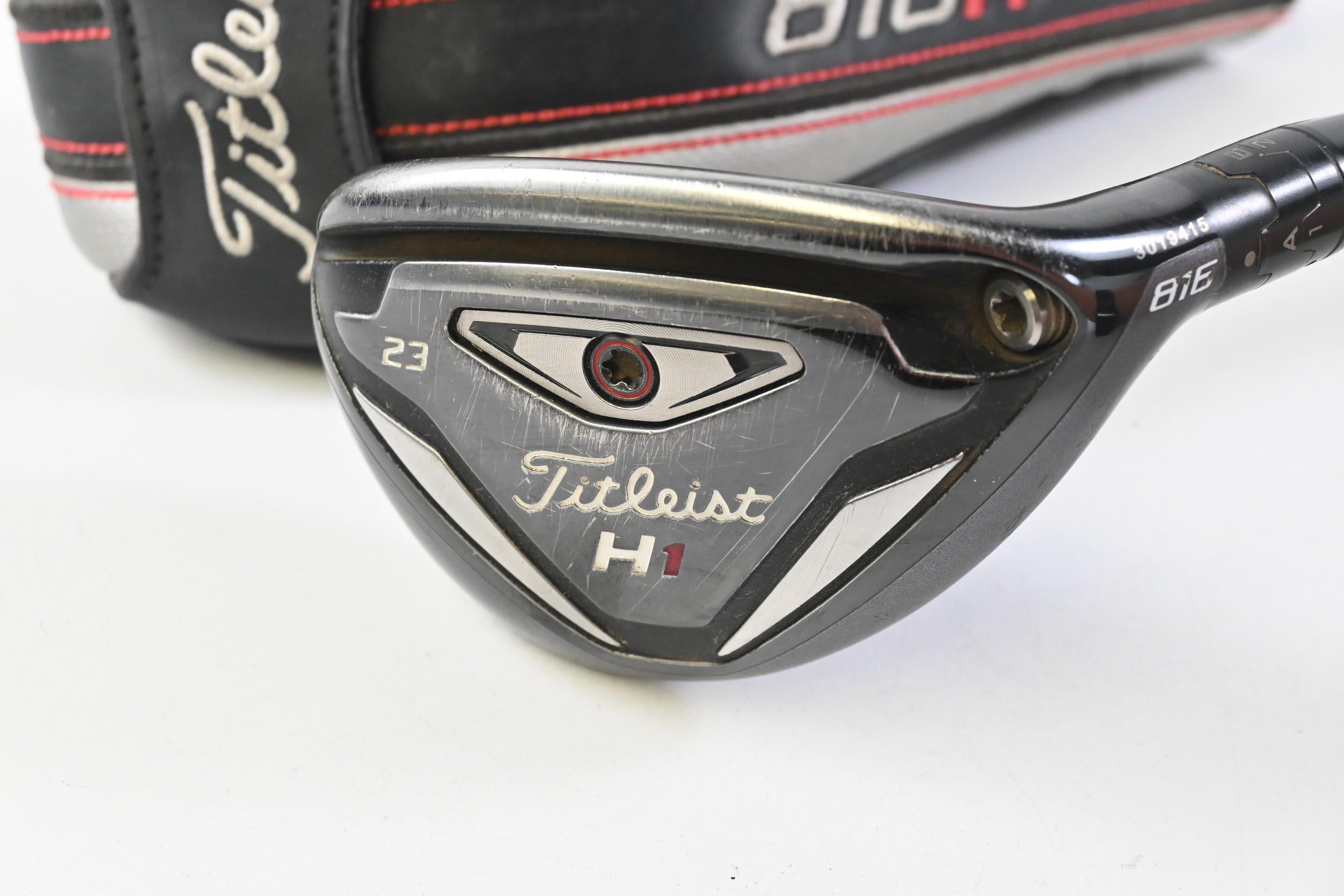 Titleist 816 H1 #4 Hybrid / 23 Degree / Regular Flex Diamana M+ Red 60 Shaft