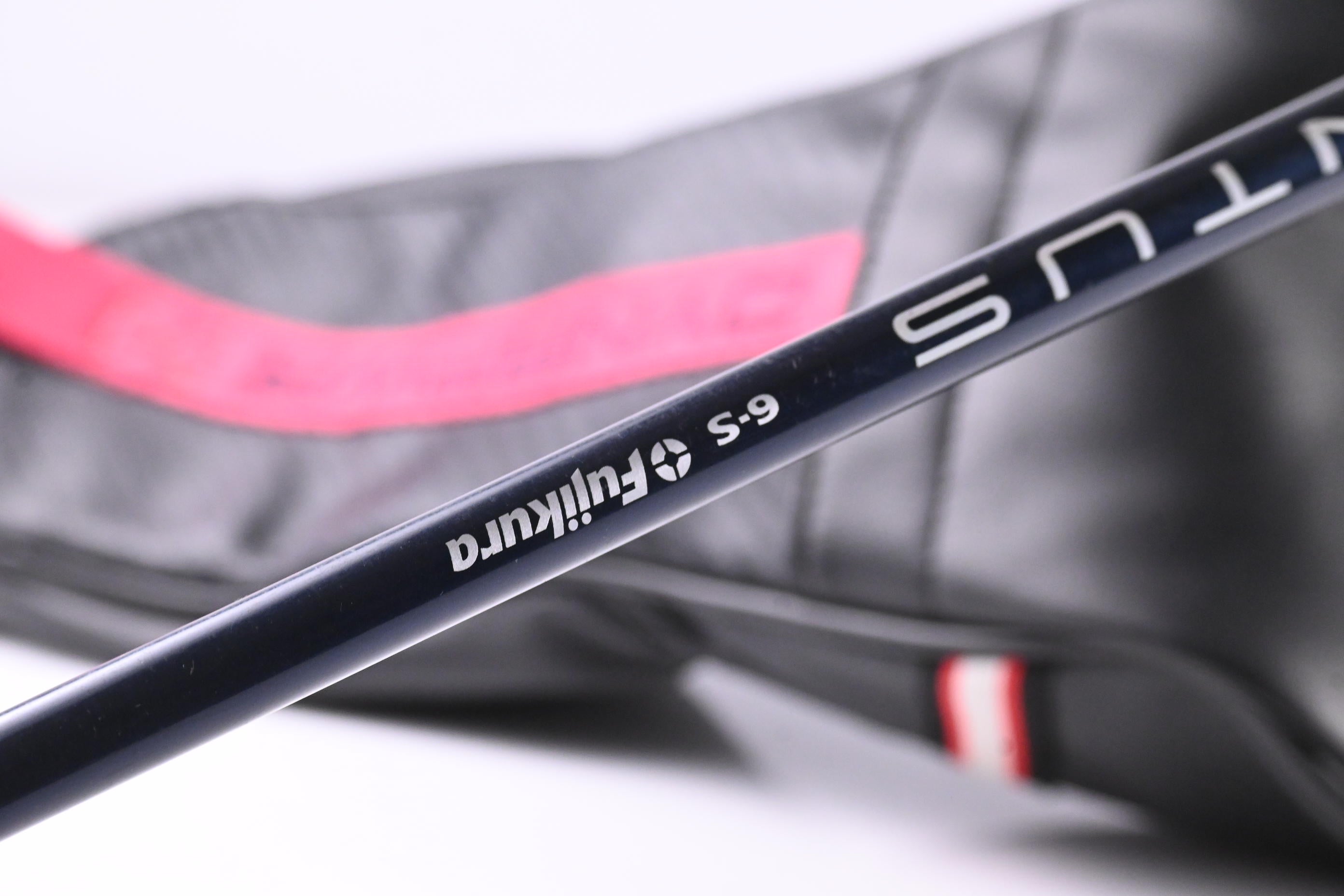 Wilson Dynapower Carbon 2023 Driver / 9 Degree / Stiff Flex Ventus Blue 6 Shaft
