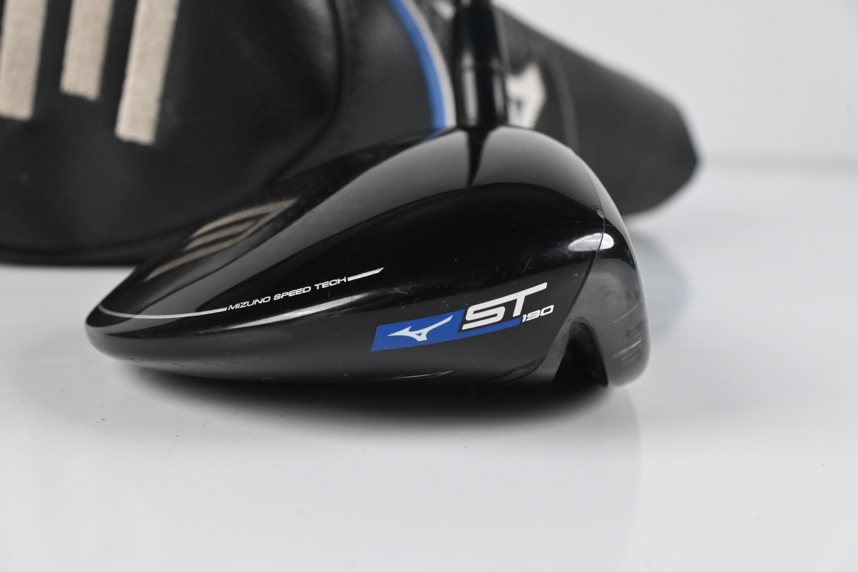 Mizuno ST190 #3 Wood / 15 Degree / Stiff Flex Kuro Kage Silver Series 60 Shaft