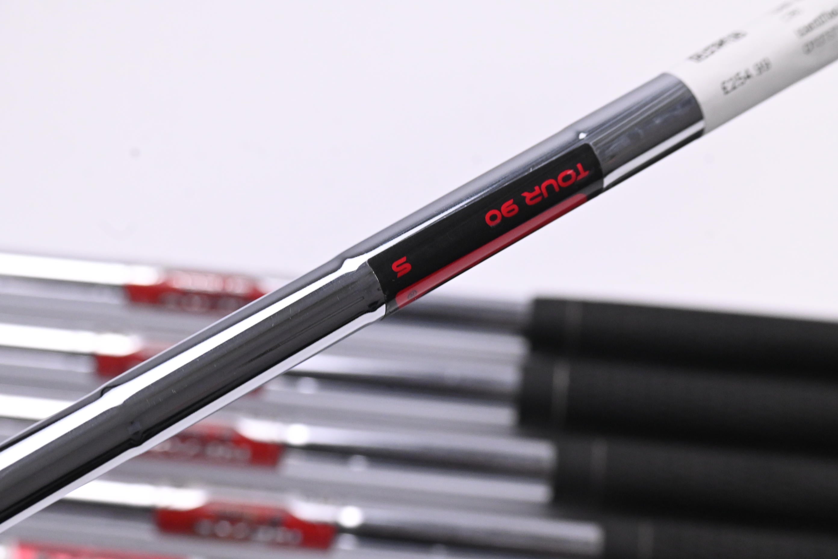Taylormade RSi1 Irons / 5-PW+SW / Stiff Flex KBS Tour 90 Shafts