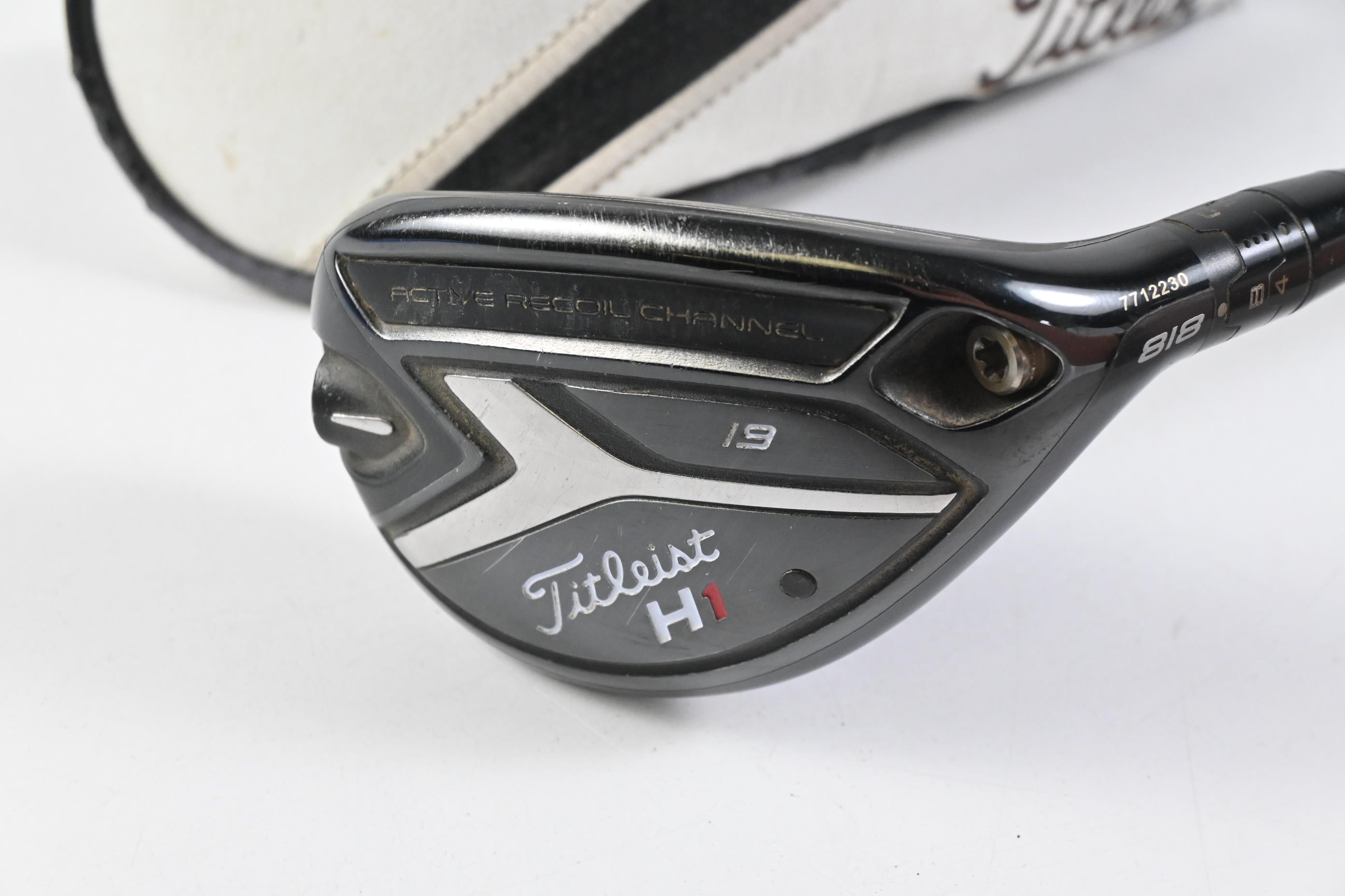 Titleist 818 H1 #3 Hybrid / 19 Degree / Regular Flex Tensei CK Blue 70 Shaft