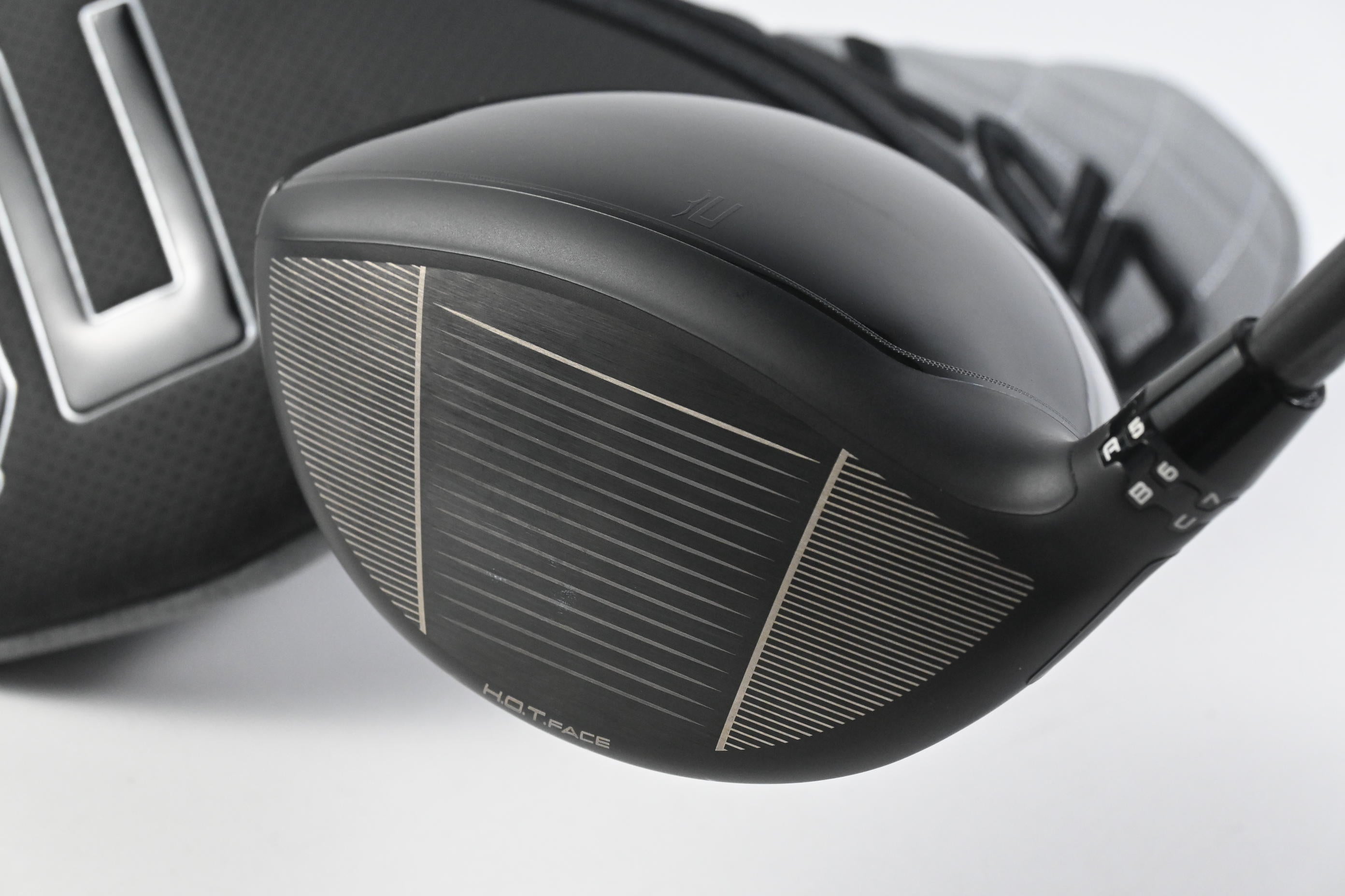 Cobra OPTM LS Driver / 9 Degree / Stiff Flex Evenflow Riptide 50 Shaft