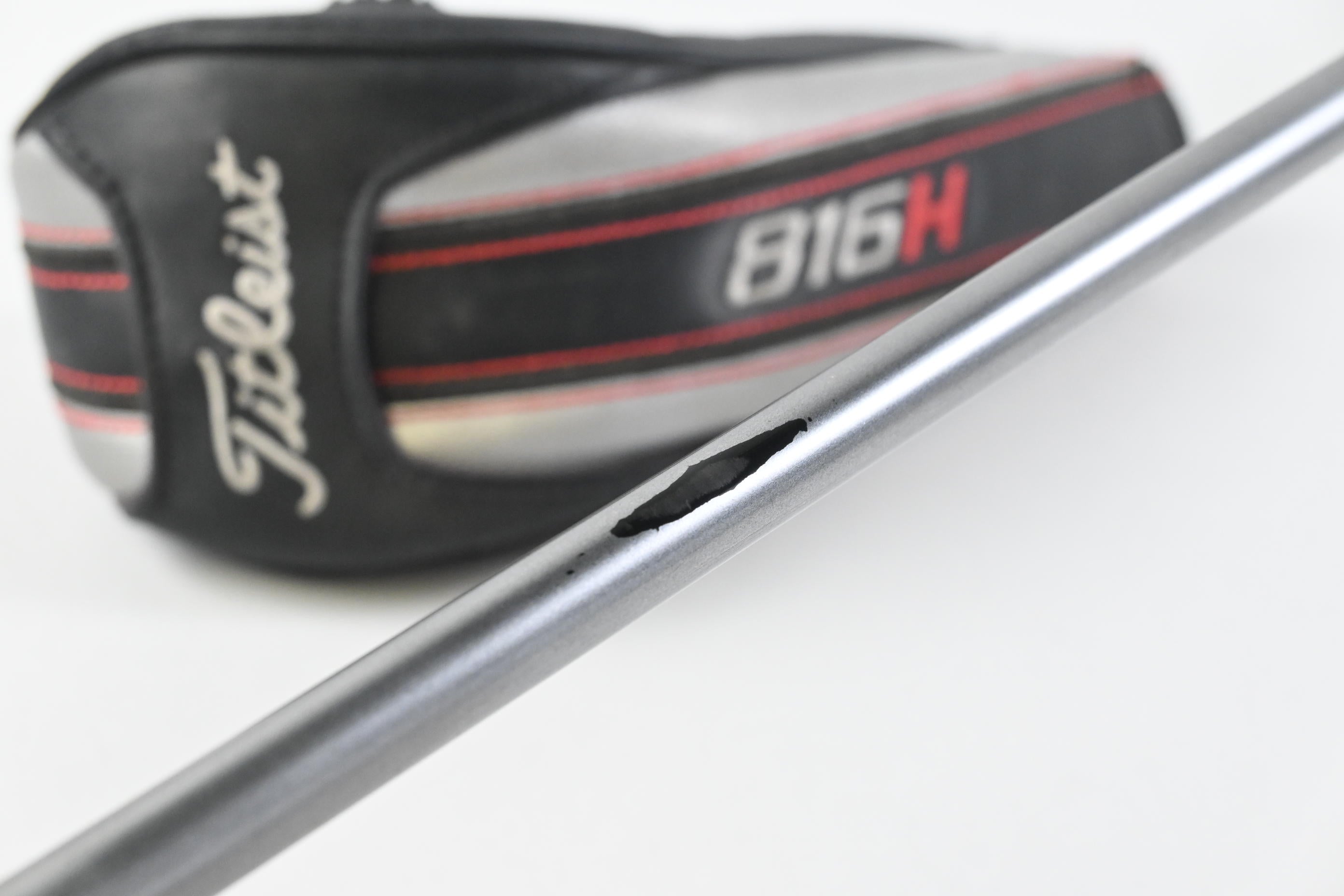 Titleist 816 H1 #4 Hybrid / 23 Degree / Regular Flex Diamana M+ Red 60 Shaft
