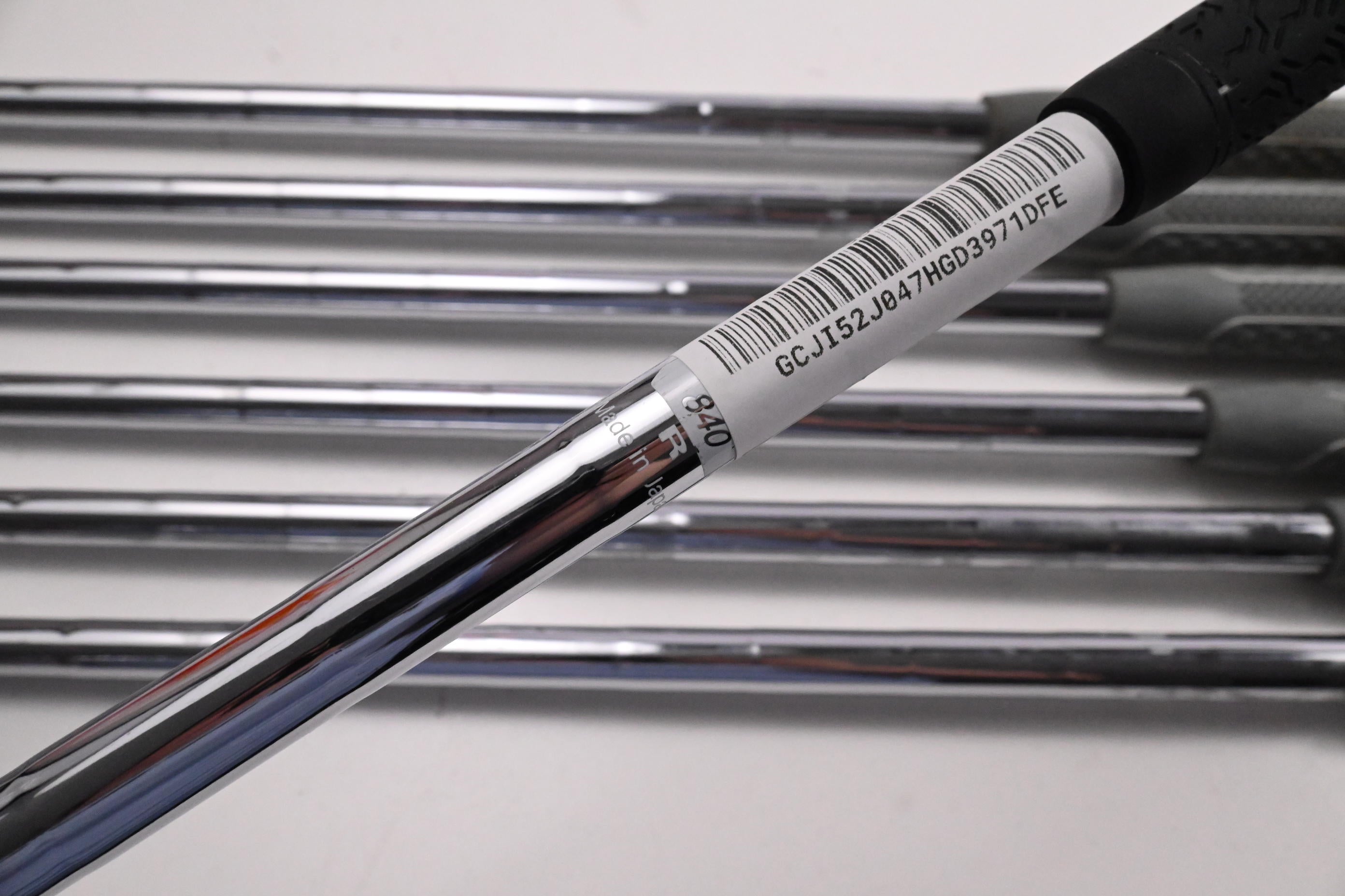 Taylormade M CGB Irons / 5-PW+SW / Regular Flex N.S.PRO 840 Shafts