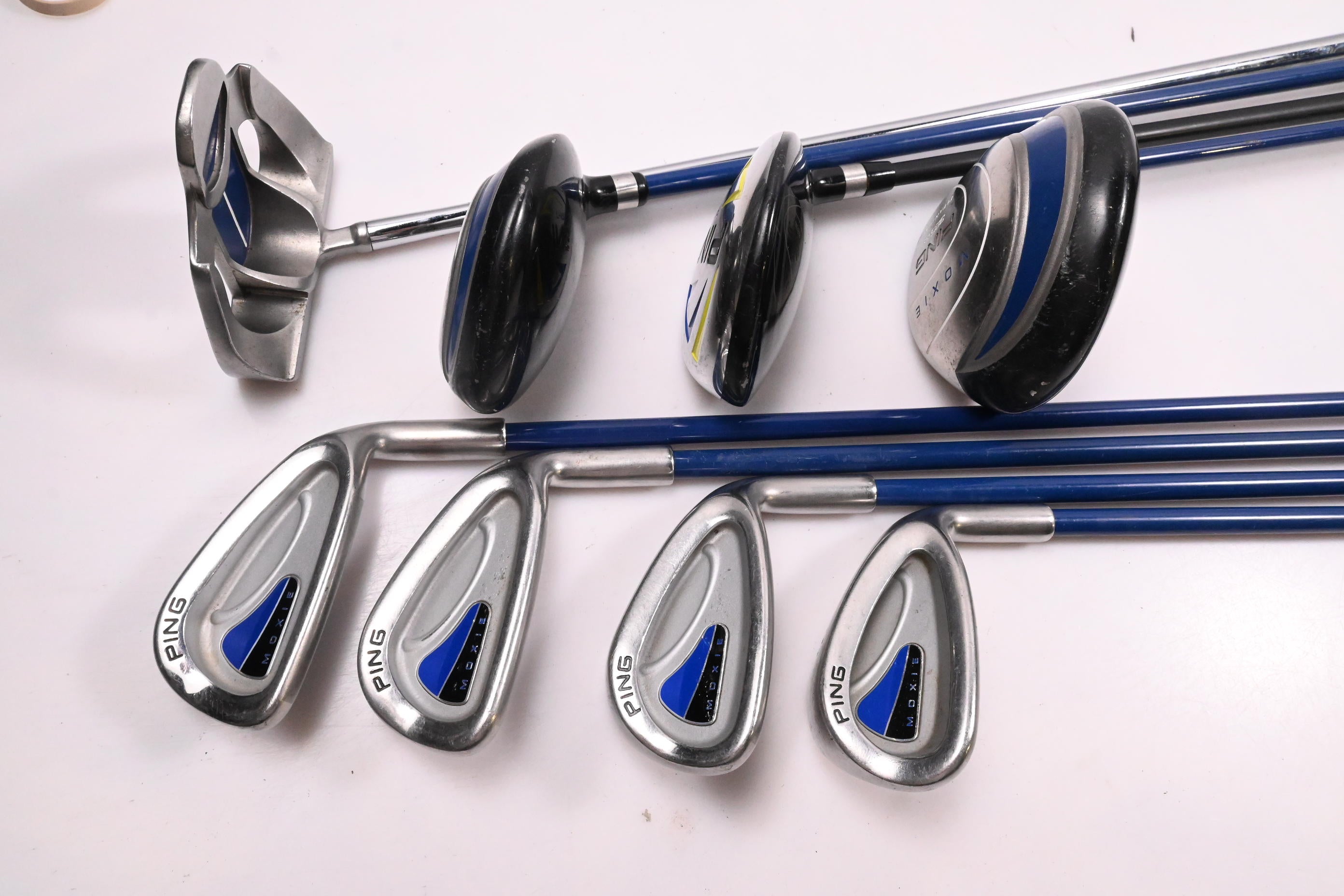 Junior Ping Moxie Package Set / Woods, Irons, Putter