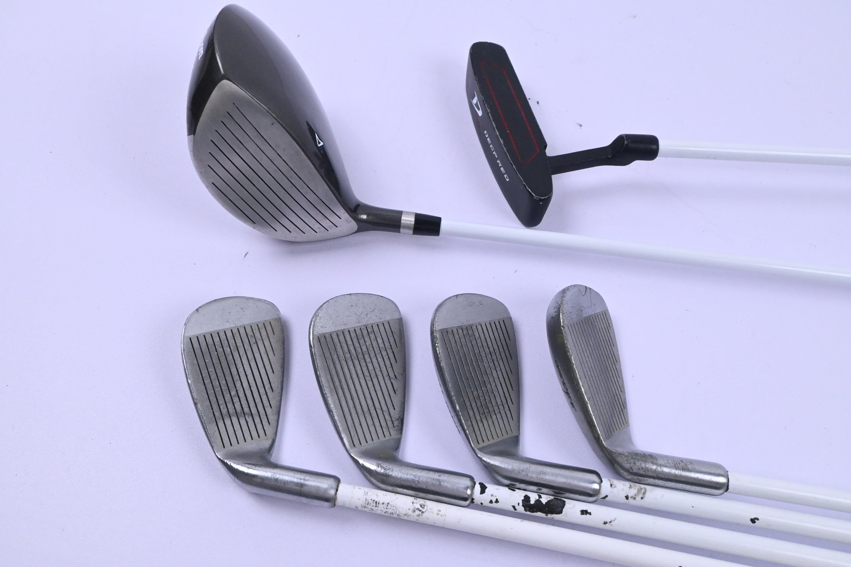 Junior Wilson Deep Red Package Set / Wood, Irons, Putter