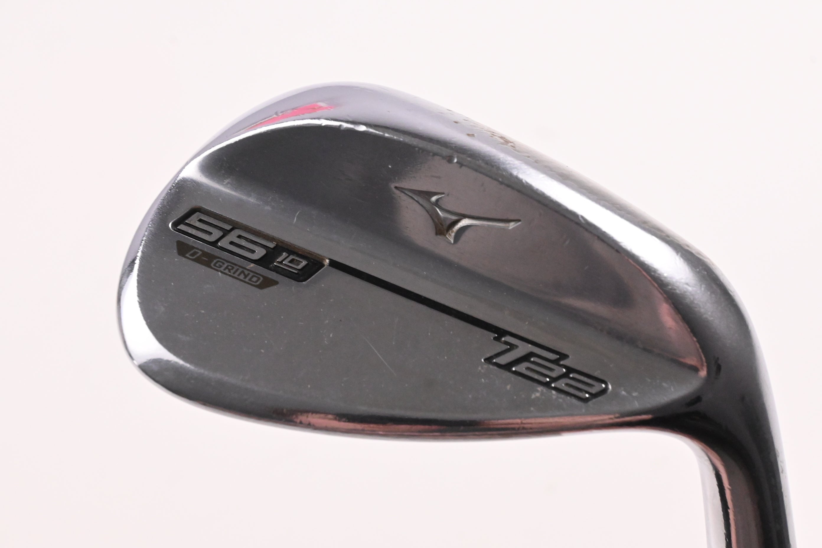 Mizuno T22 Sand Wedge / 56 Degree / Regular Flex Dynamic Gold 105 R300 Shaft