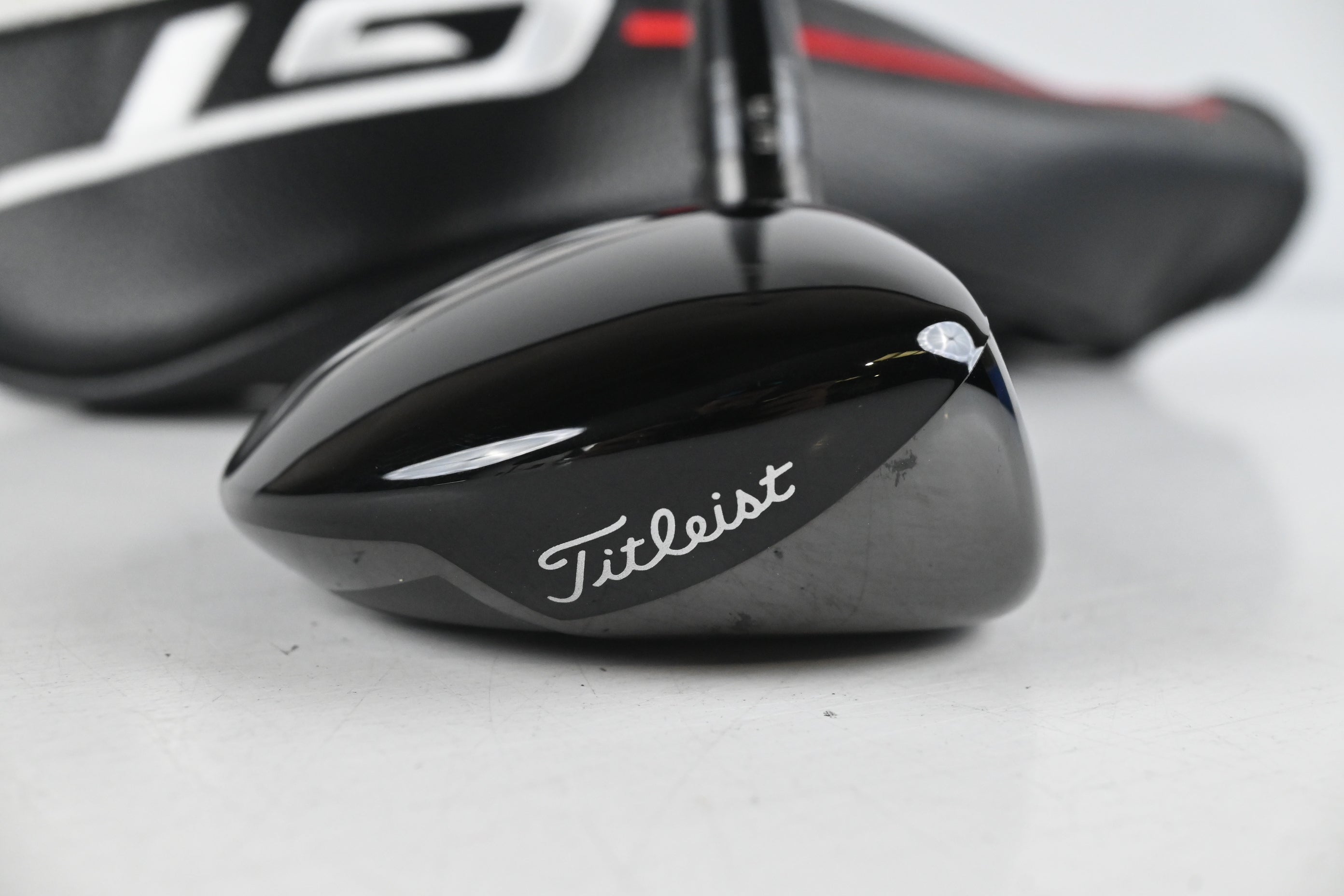 Titleist GT1 #4 Hybrid / 20 Degree / Regular Flex Fujikura Air Speeder 50 Shaft