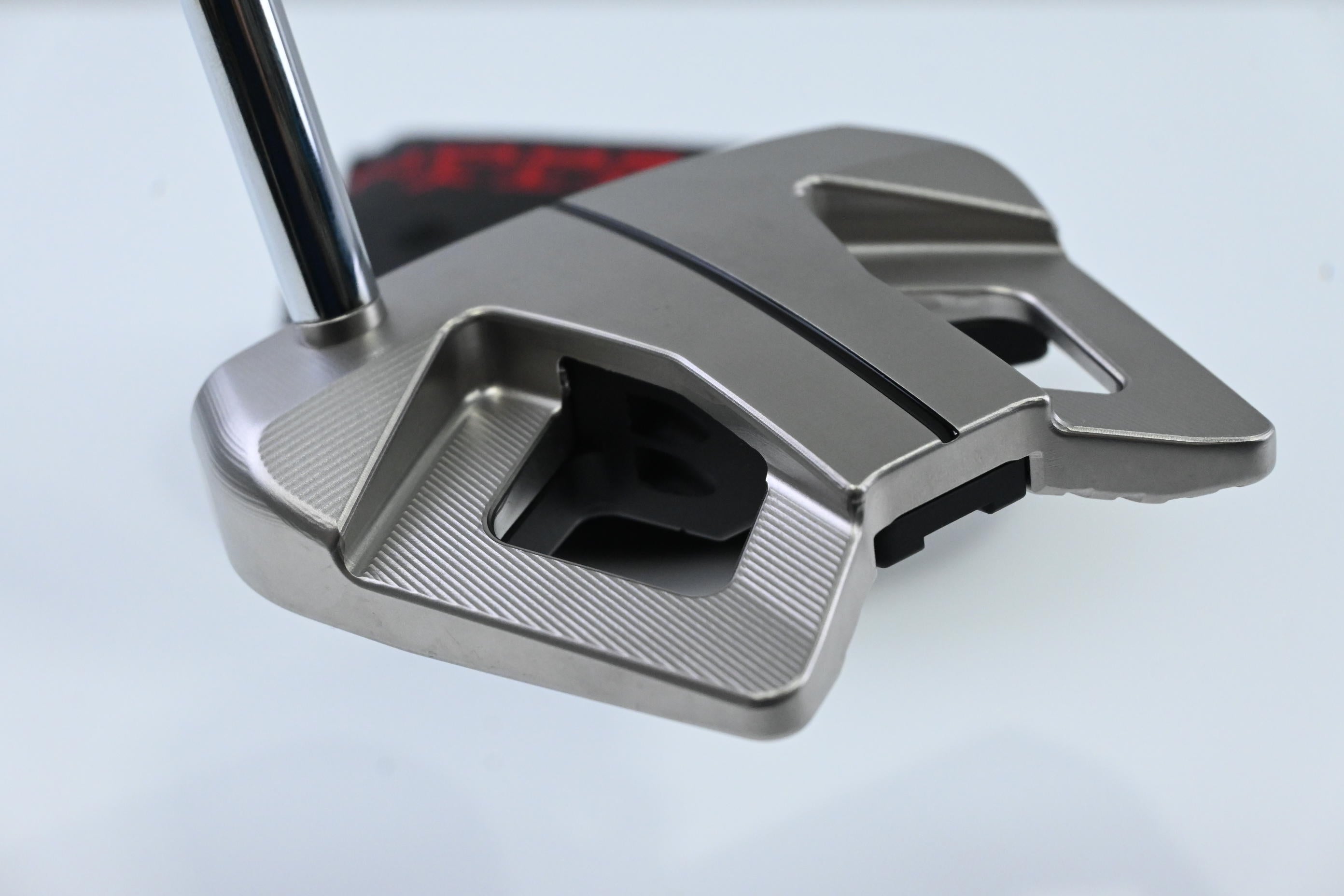 Scotty Cameron 2026 Phantom 9R Putter / 35 Inch