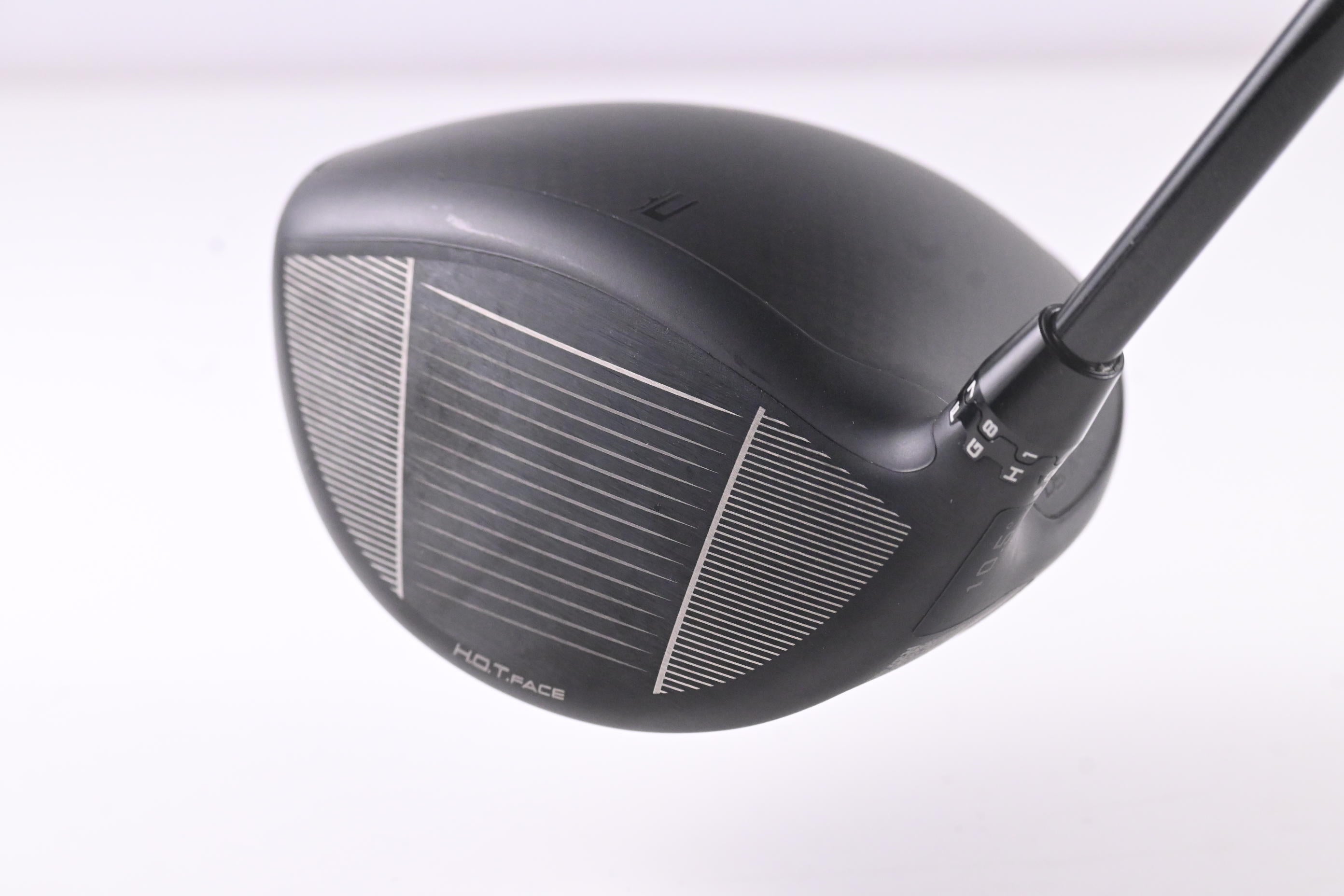Cobra DS-Adapt LS Driver / 10.5 Degree / Stiff Flex Denali Black 60 Shaft