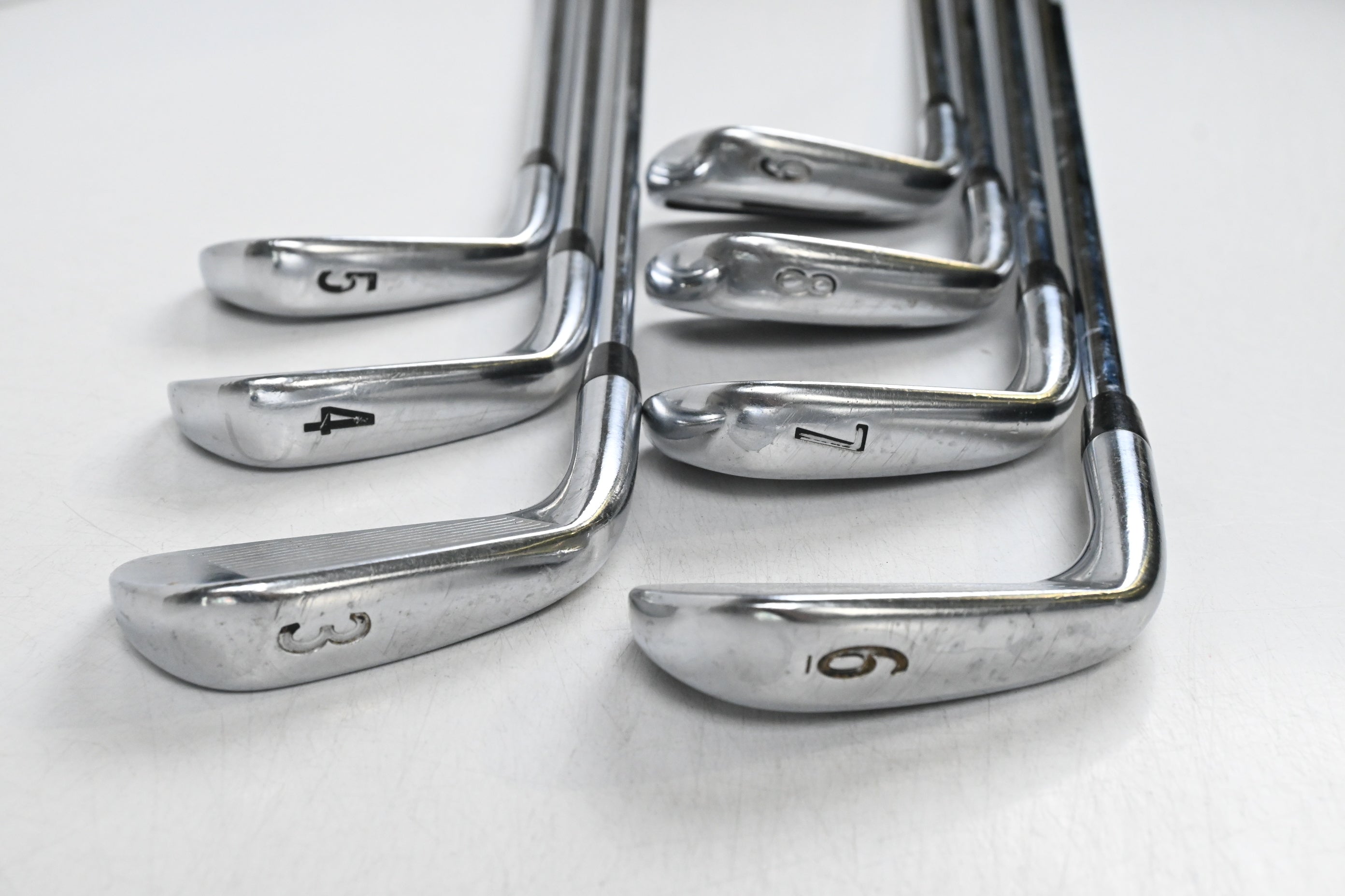 Titleist 714 AP2 Irons / 3-9i / X-Flex Project X Precision Shafts