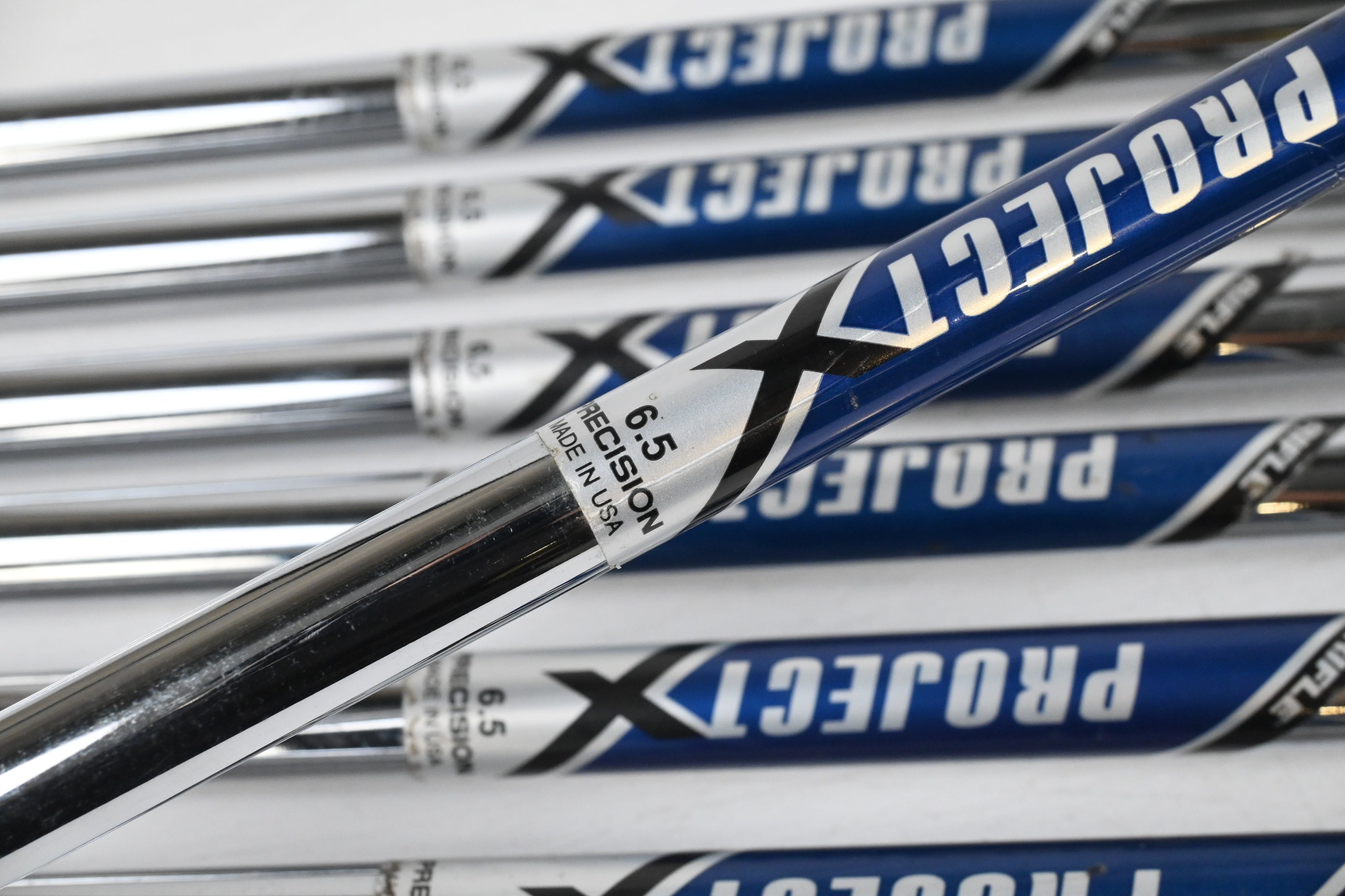 Titleist 714 AP2 Irons / 3-9i / X-Flex Project X Precision Shafts